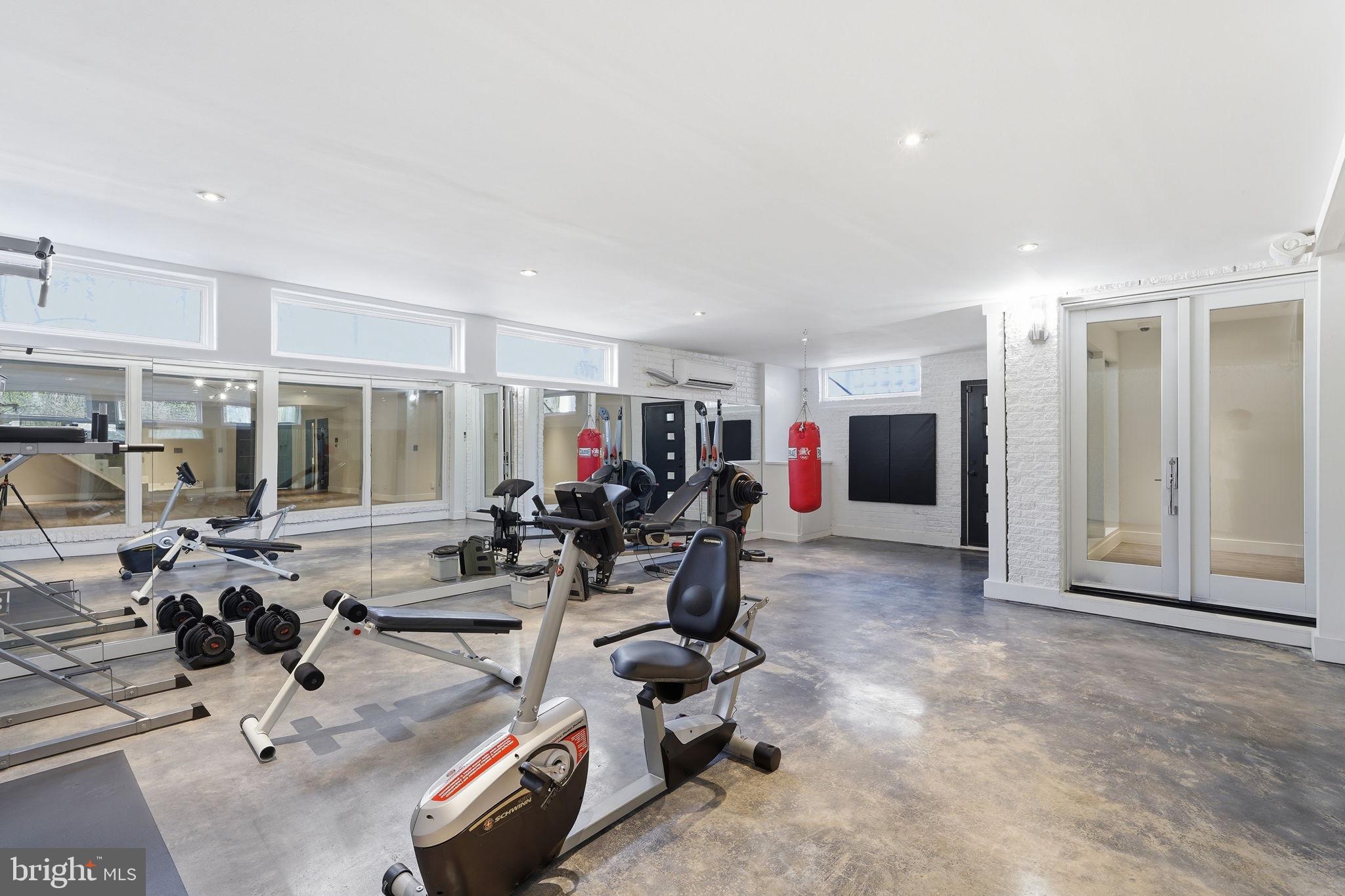 RESERVES AT PINECREST - Residential