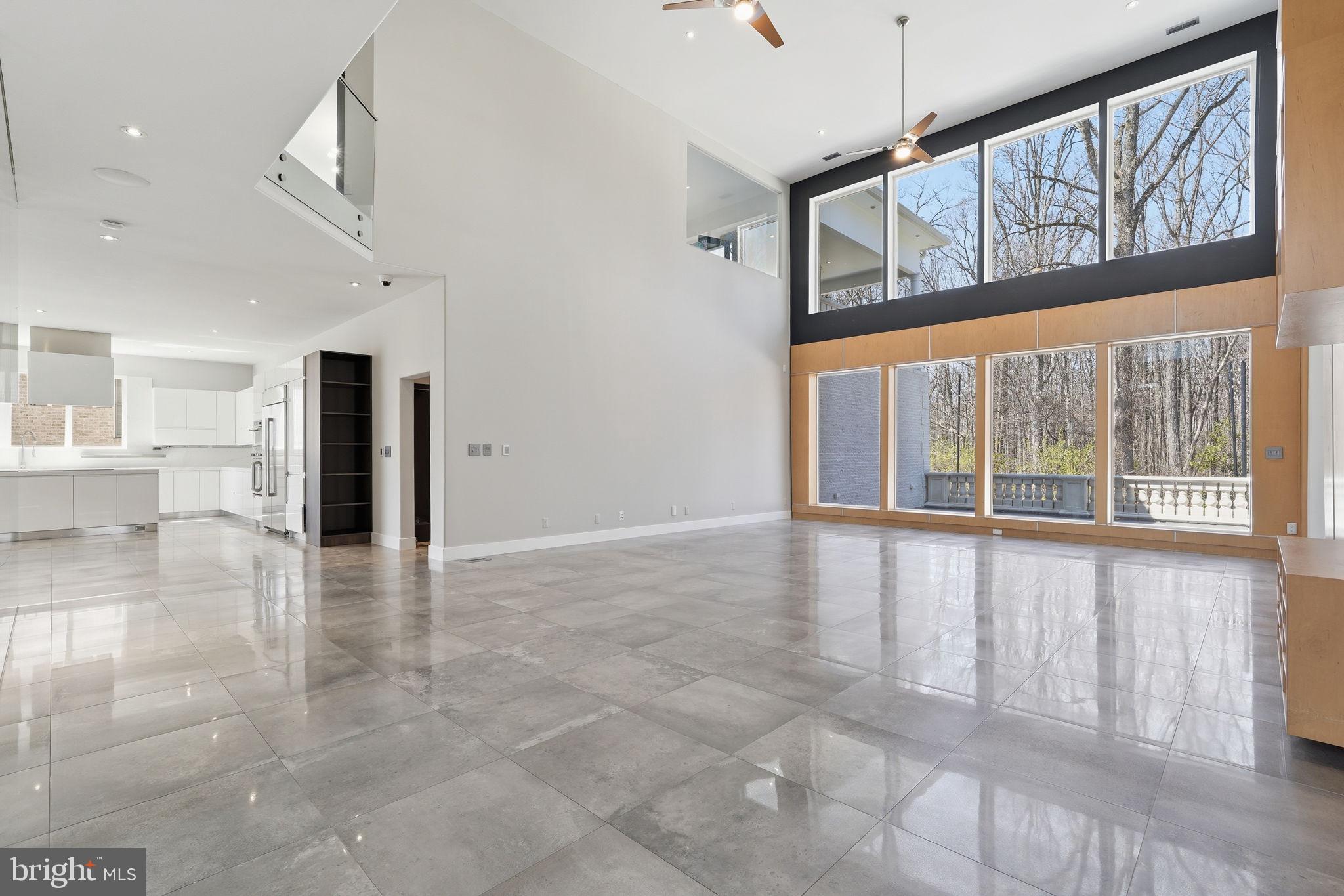 RESERVES AT PINECREST - Residential