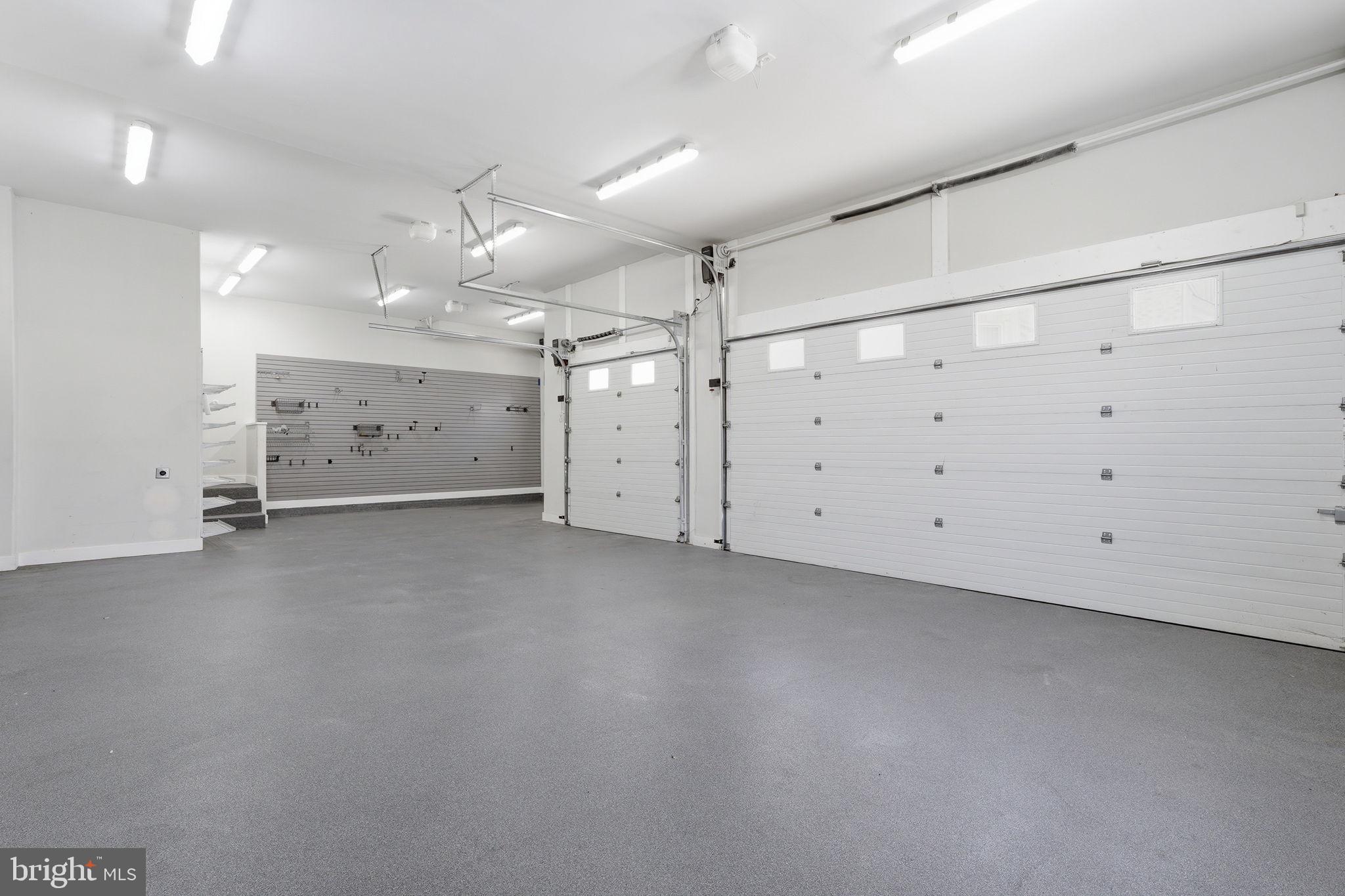 RESERVES AT PINECREST - Residential