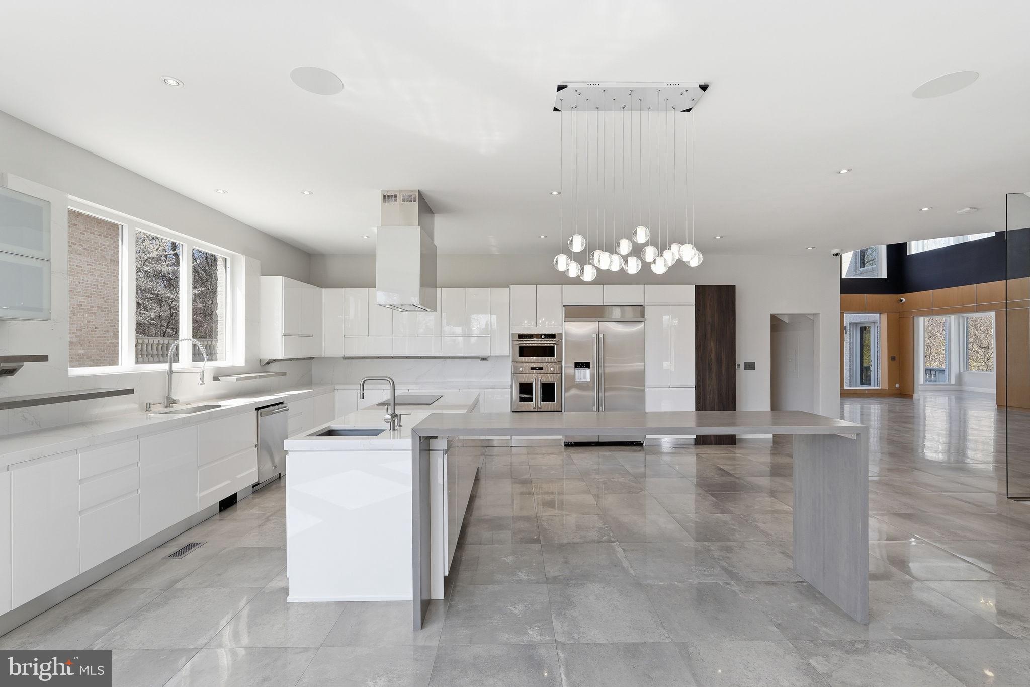 RESERVES AT PINECREST - Residential