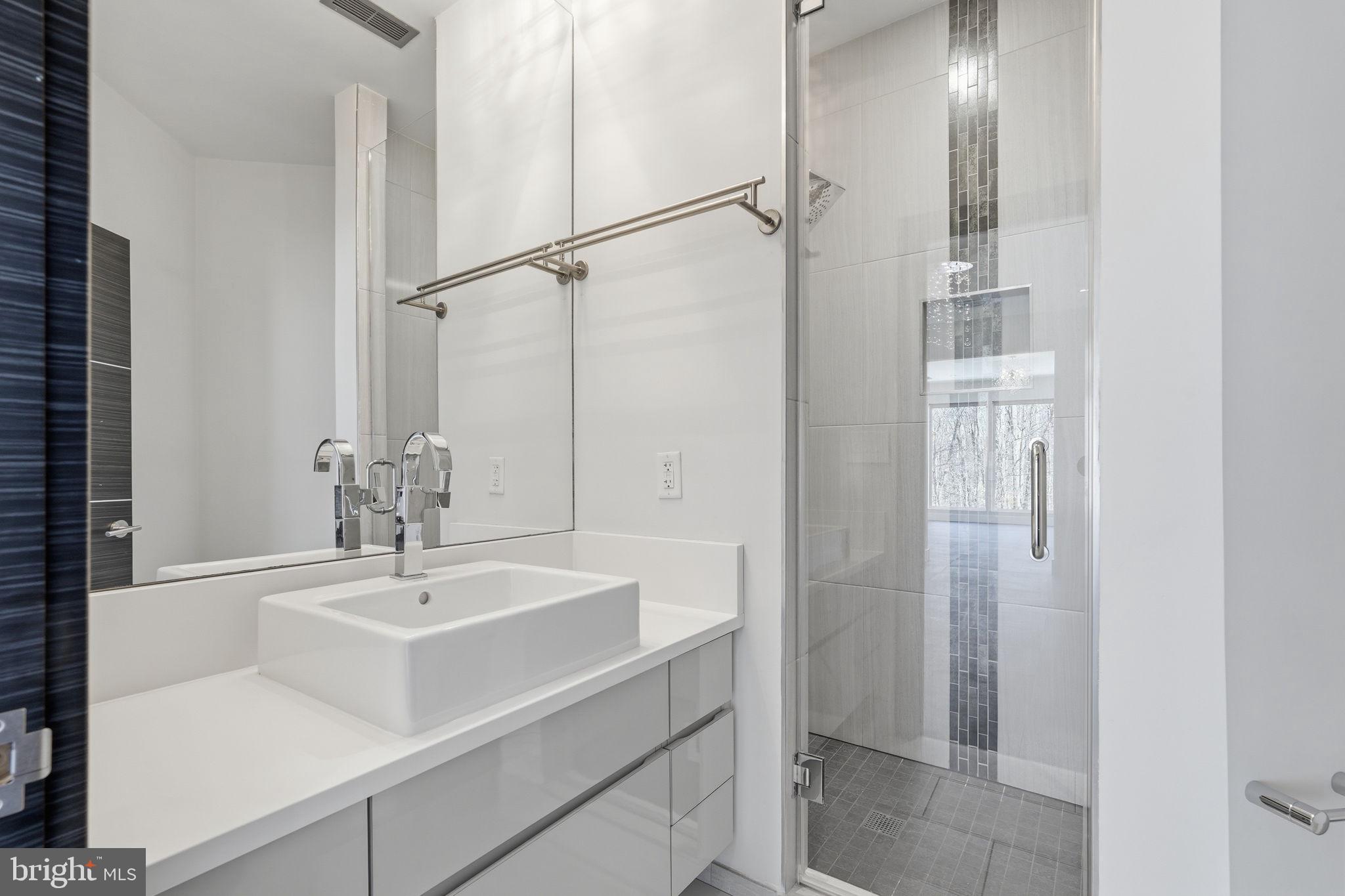 RESERVES AT PINECREST - Residential