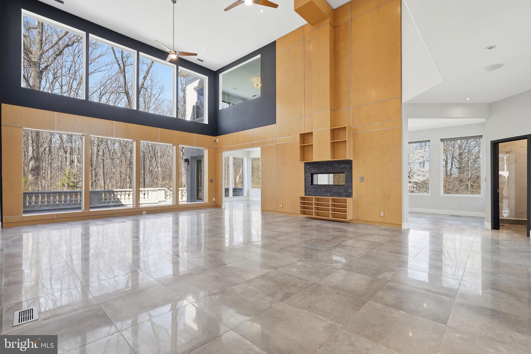 RESERVES AT PINECREST - Residential