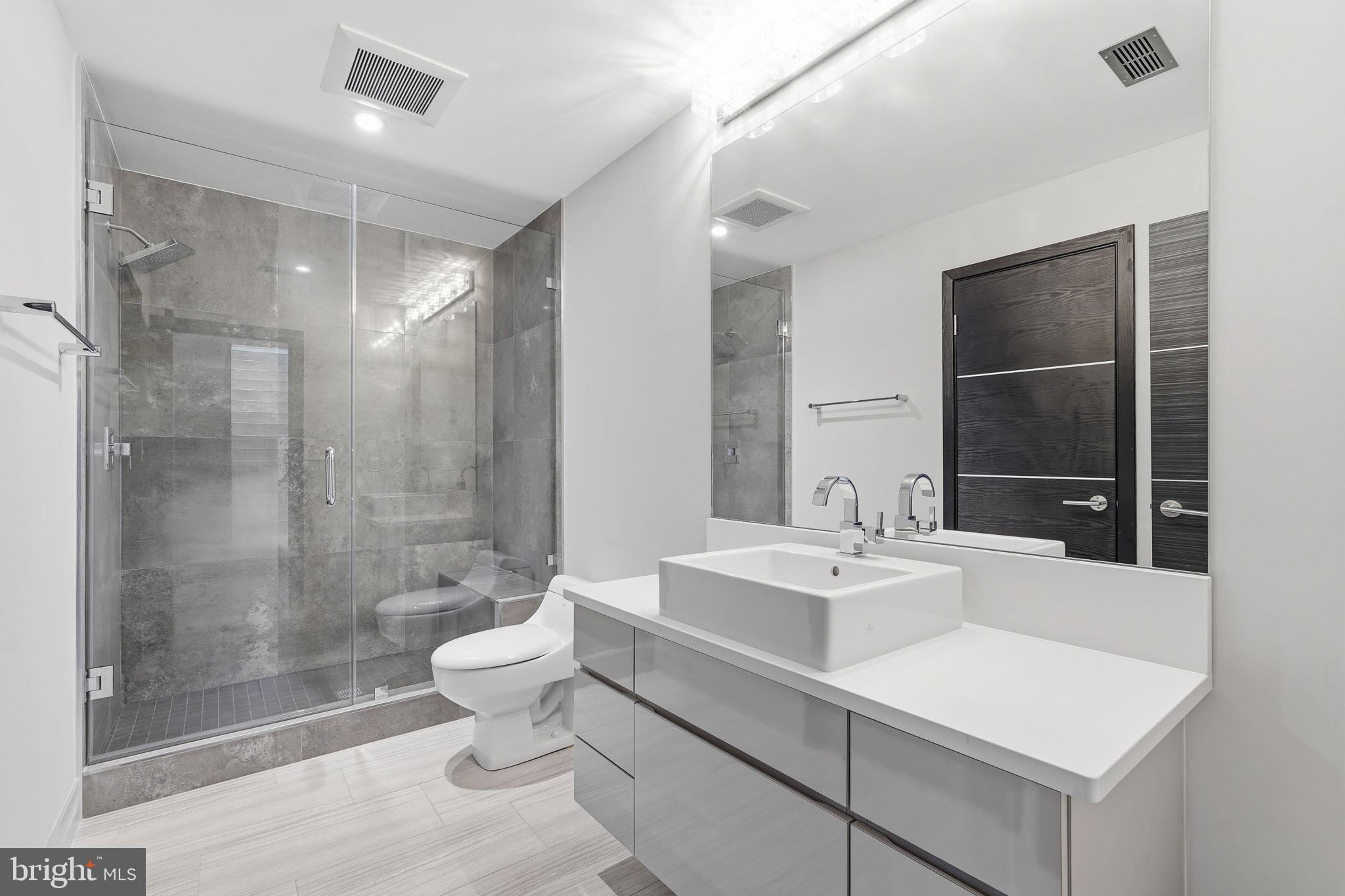 RESERVES AT PINECREST - Residential