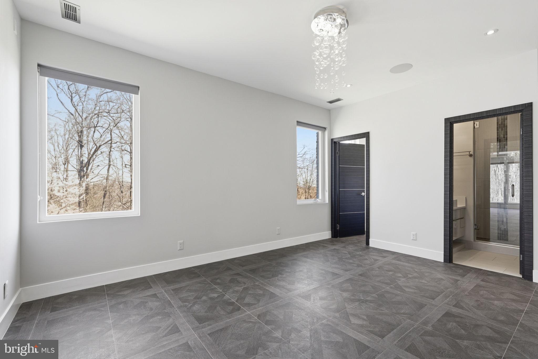 RESERVES AT PINECREST - Residential