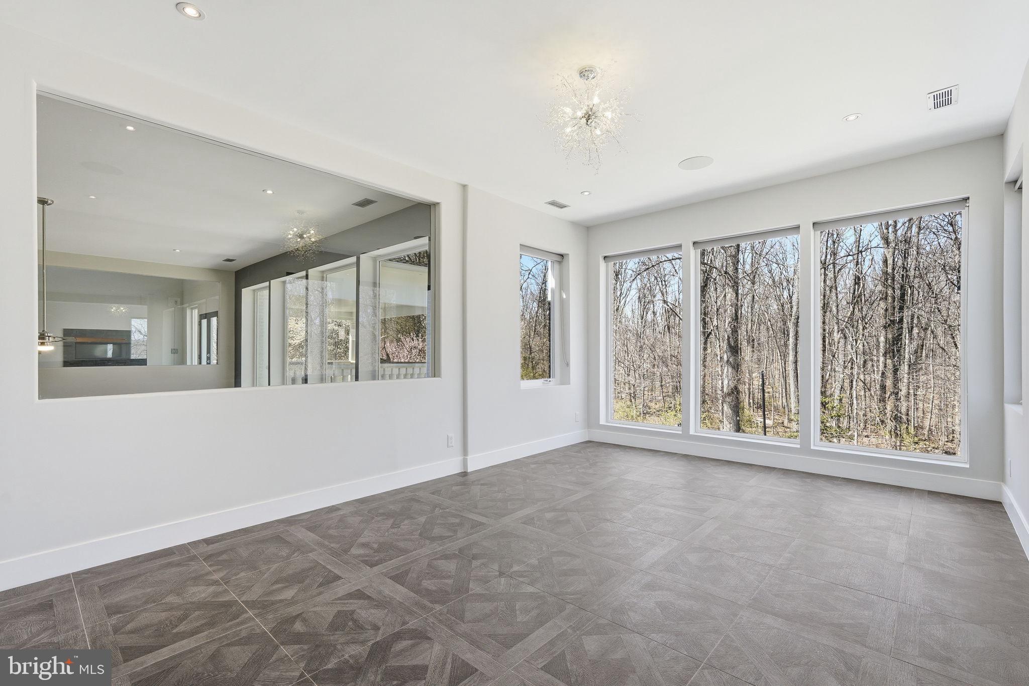 RESERVES AT PINECREST - Residential