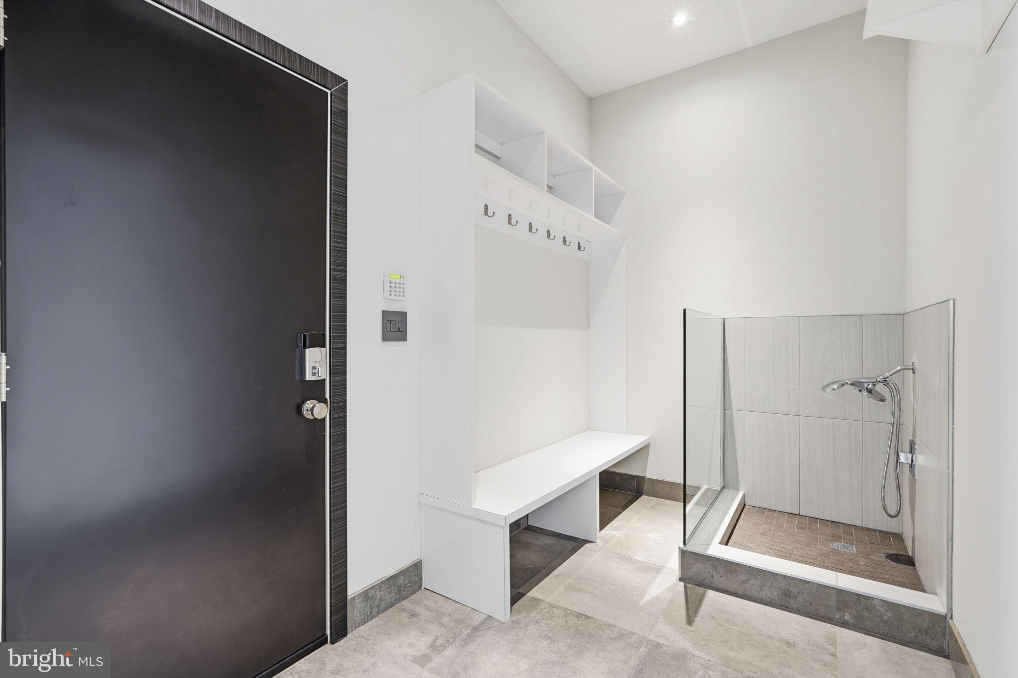 RESERVES AT PINECREST - Residential