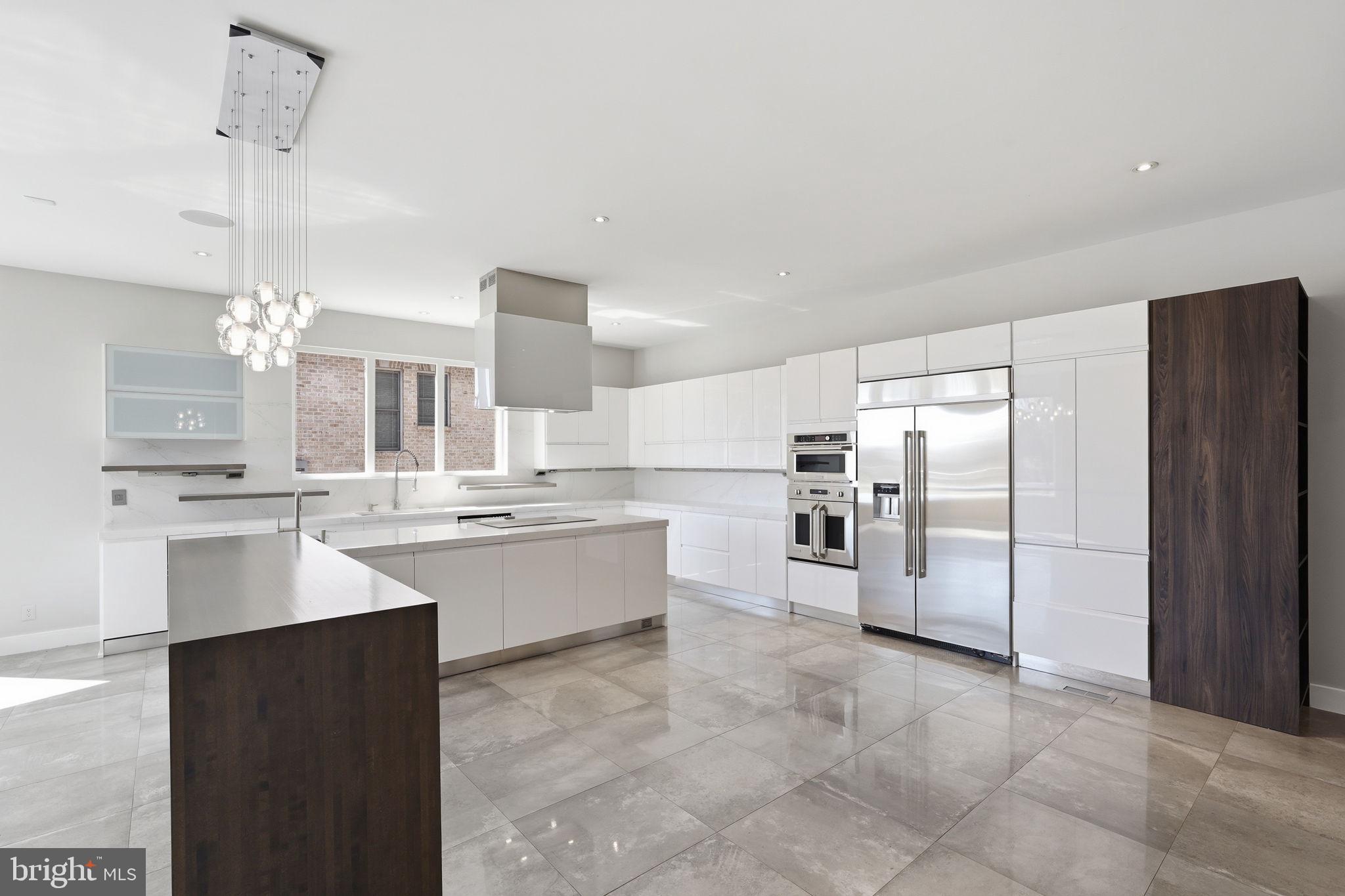 RESERVES AT PINECREST - Residential