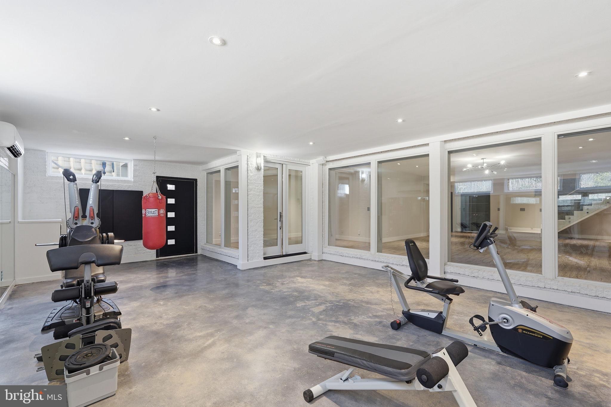 RESERVES AT PINECREST - Residential