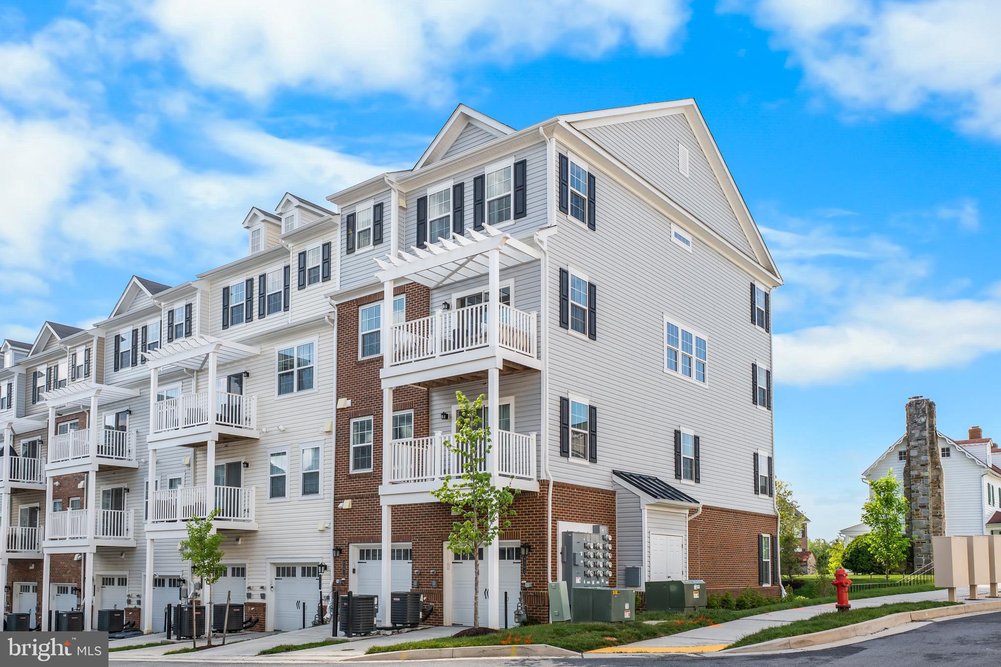BALLARD GREEN - Residential