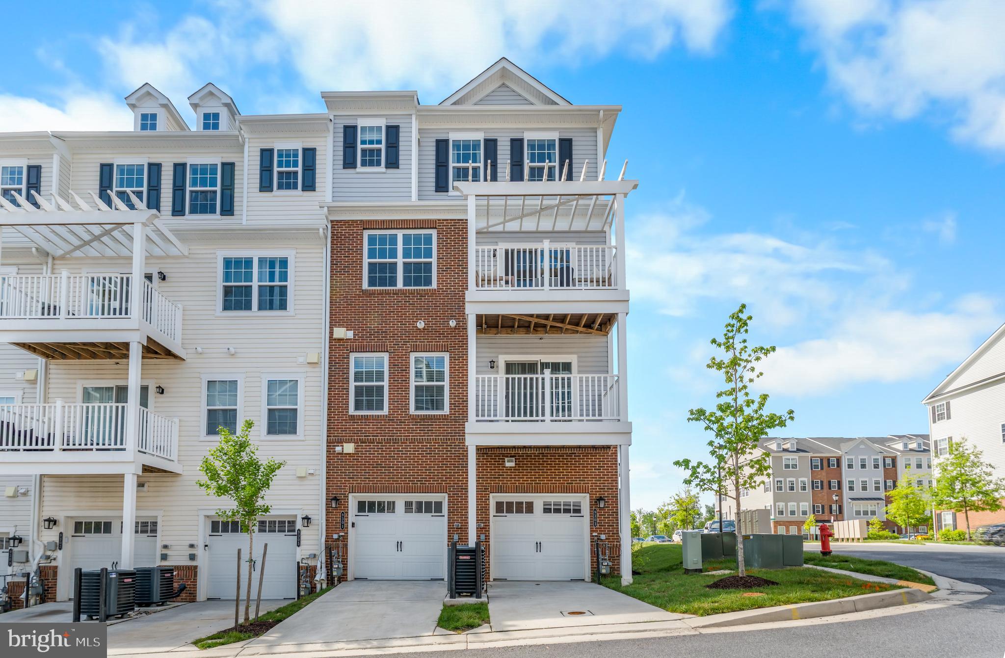 BALLARD GREEN - Residential