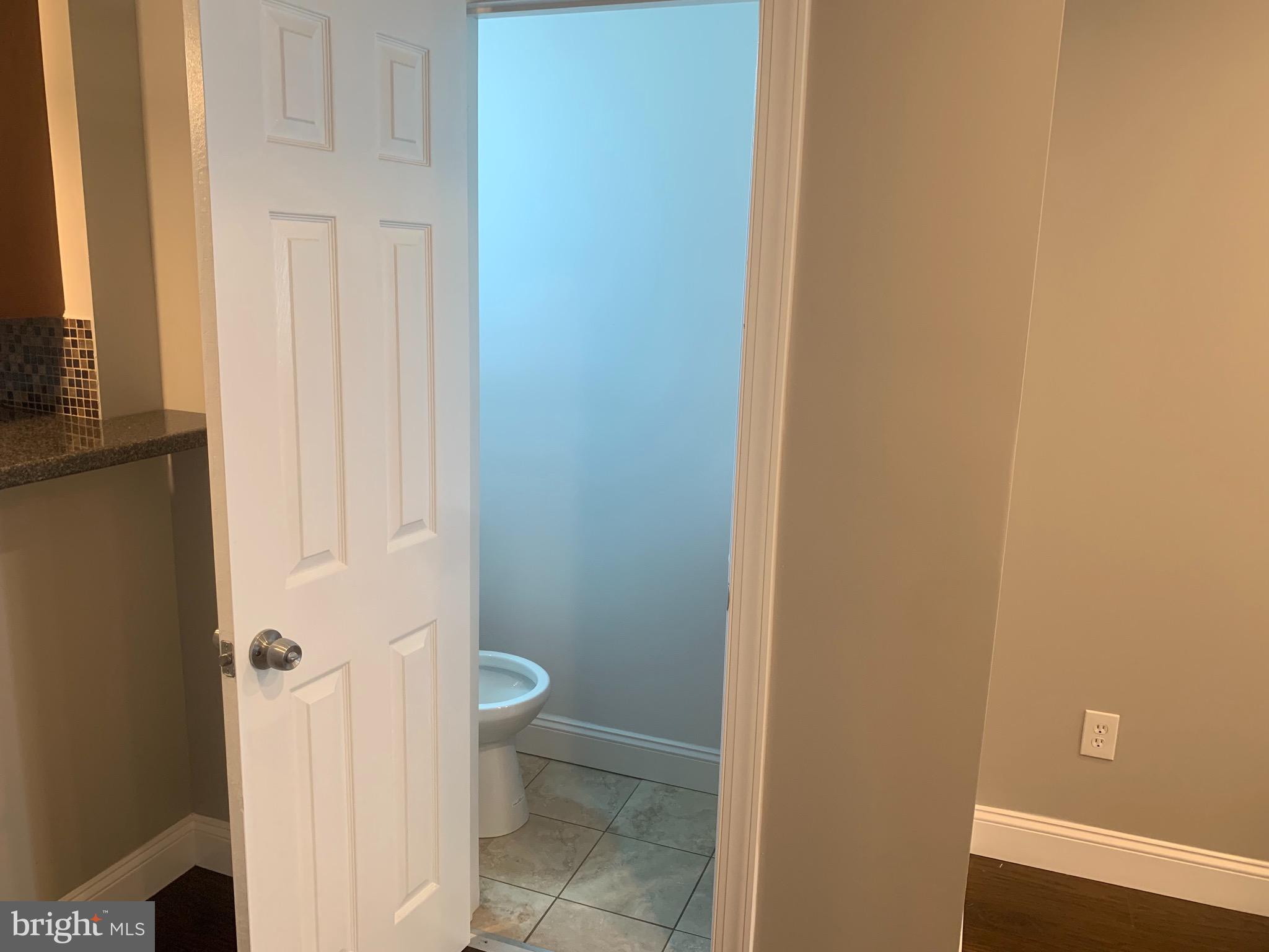 ELMWOOD PARK - Residential