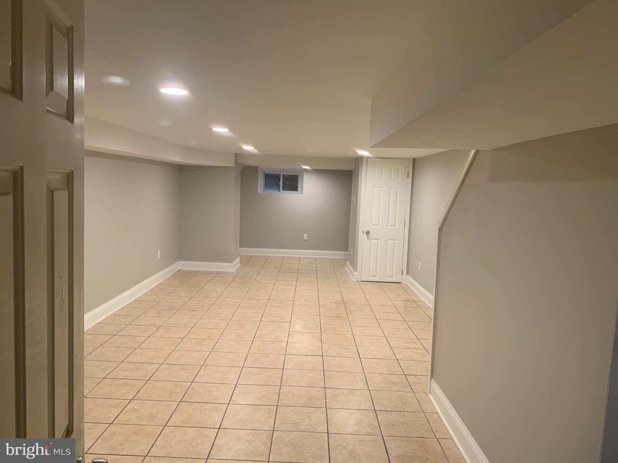 ELMWOOD PARK - Residential