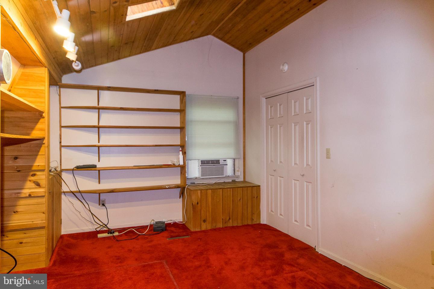 WILLOWDALE - Residential