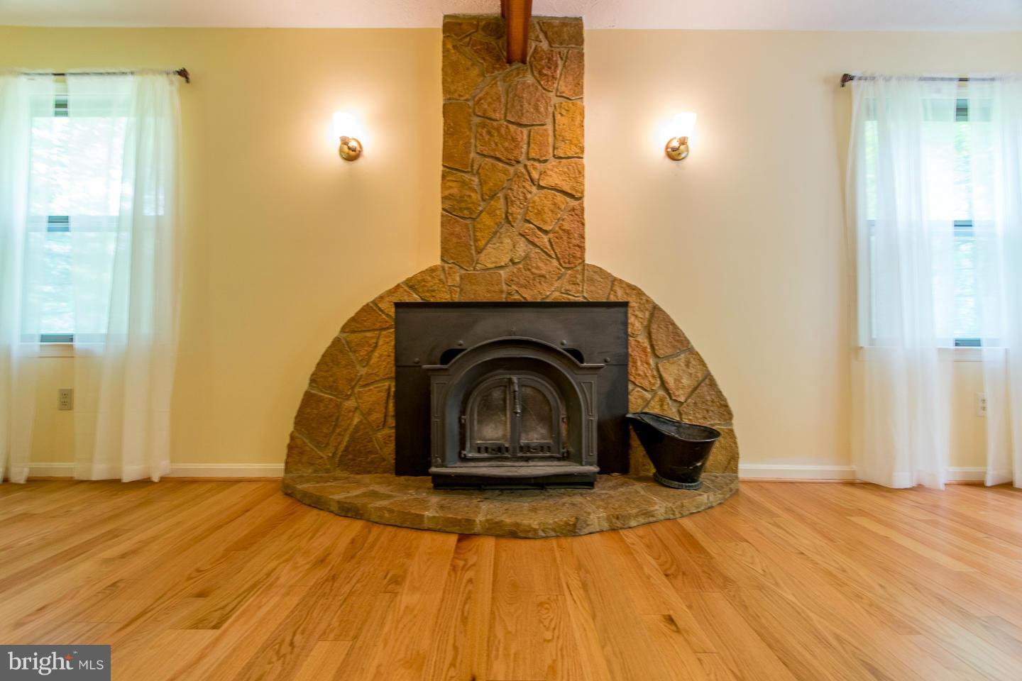 WILLOWDALE - Residential