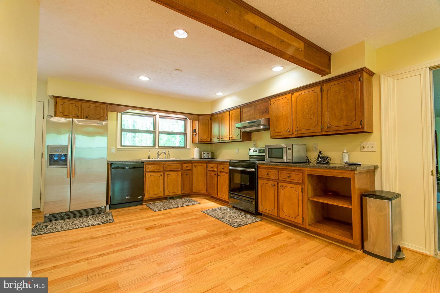 WILLOWDALE - Residential