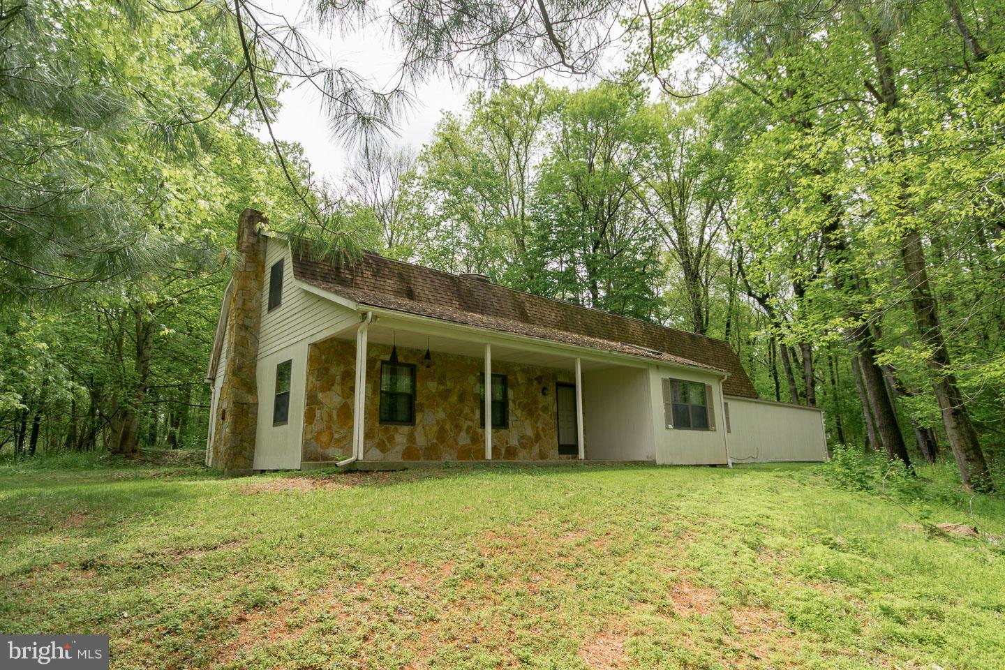 WILLOWDALE - Residential