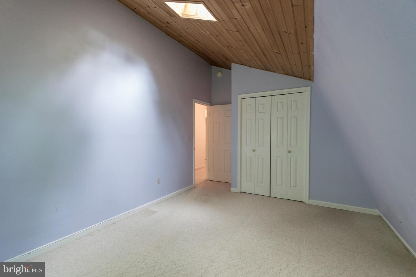 WILLOWDALE - Residential