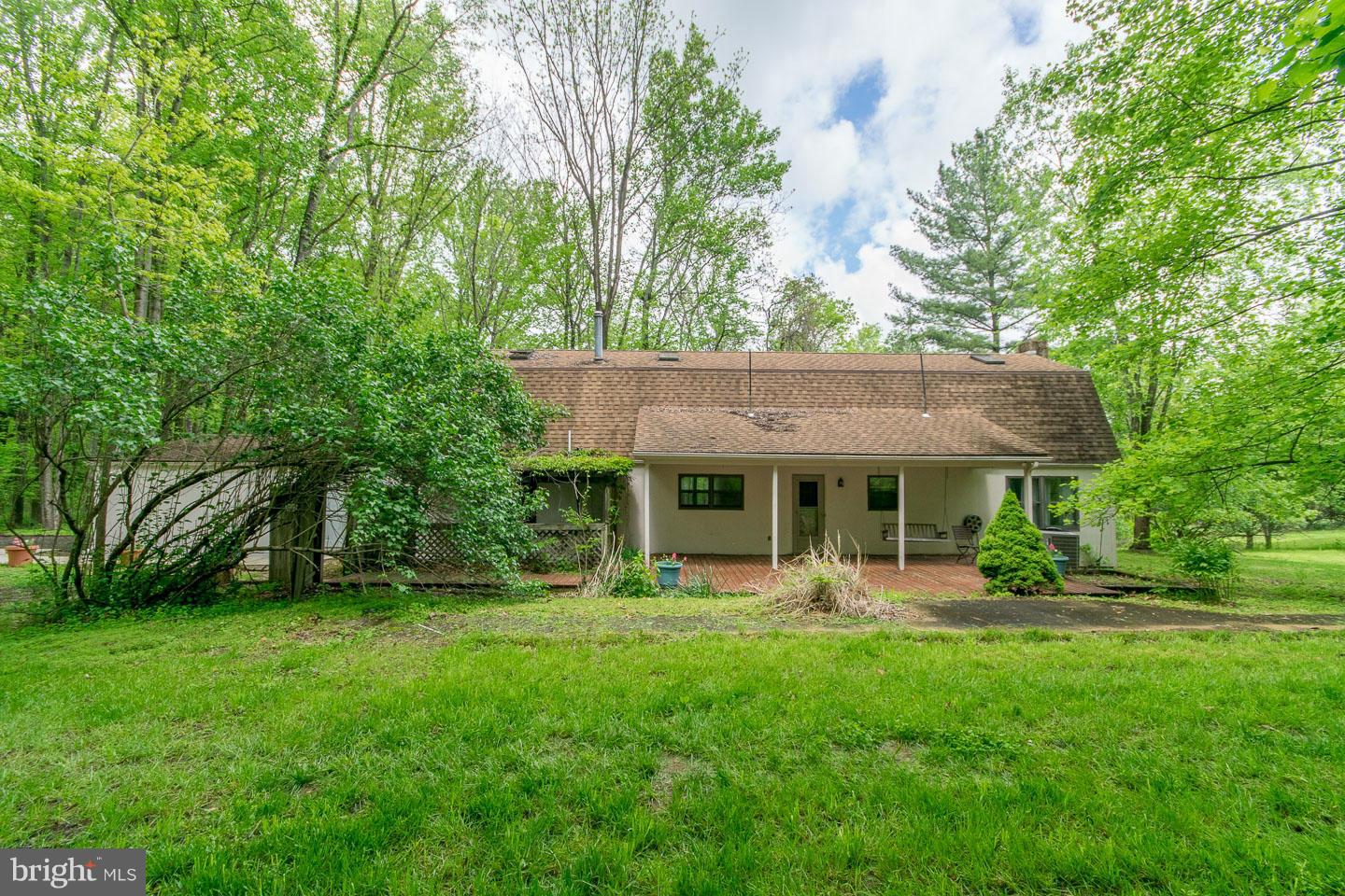 WILLOWDALE - Residential