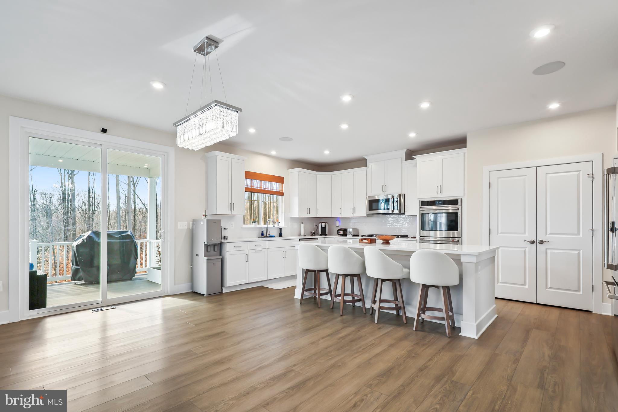 POTOMAC SHORES - Residential