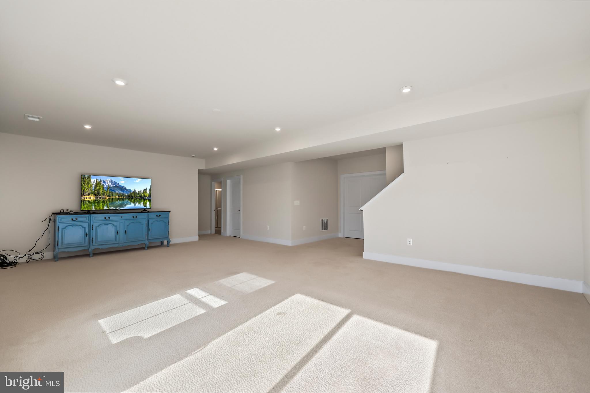 POTOMAC SHORES - Residential