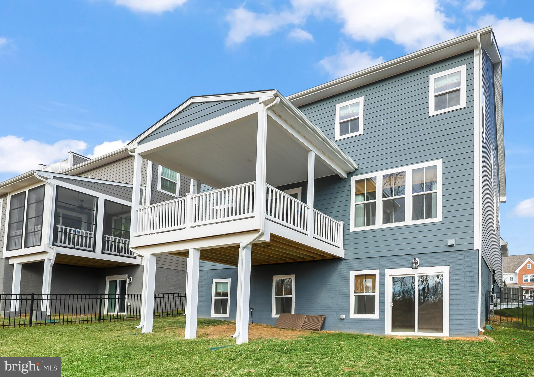 POTOMAC SHORES - Residential