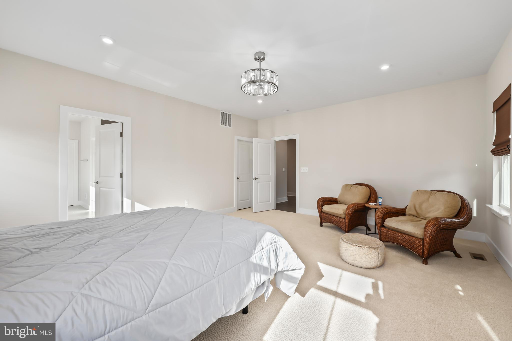 POTOMAC SHORES - Residential