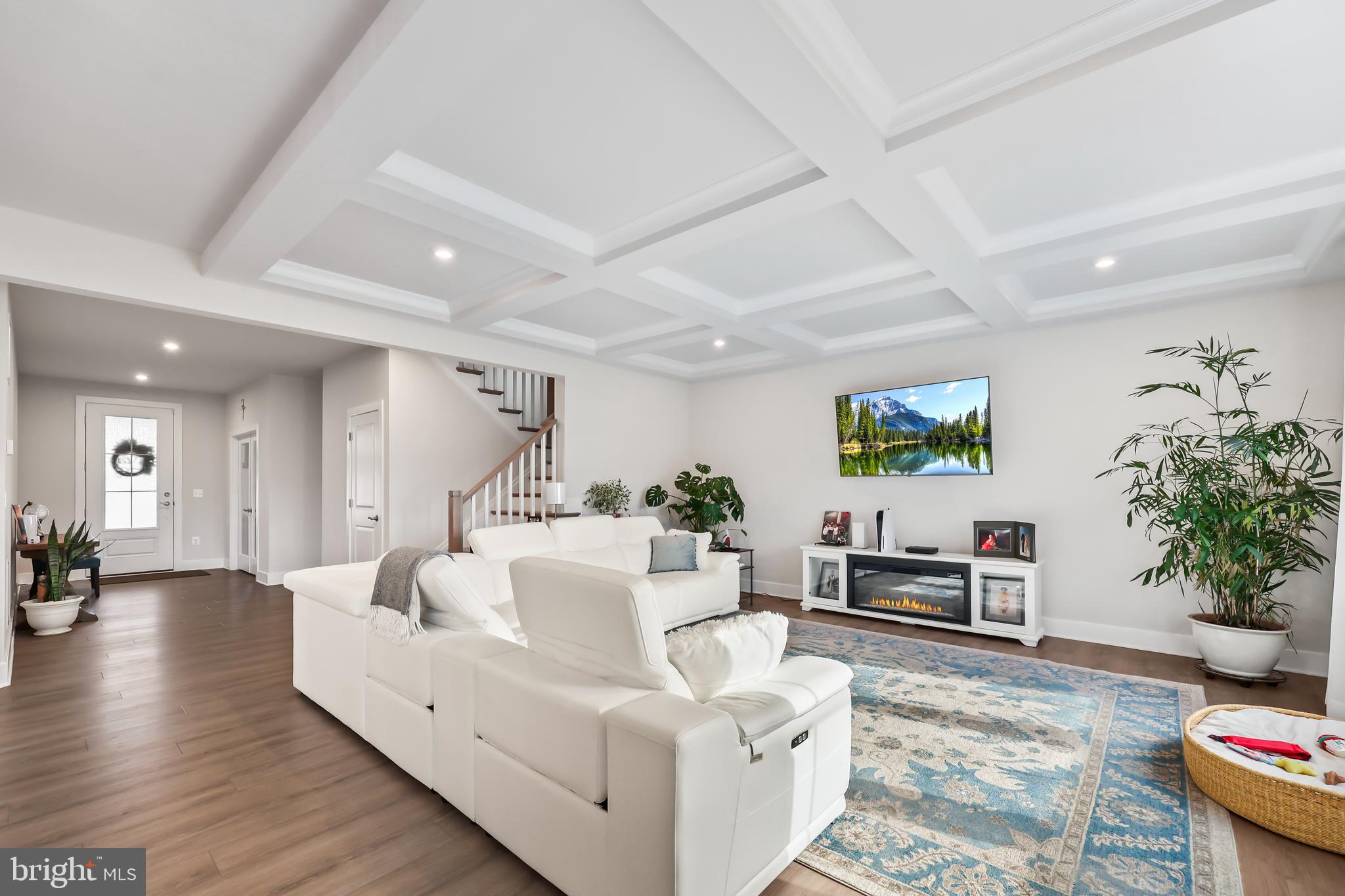 POTOMAC SHORES - Residential