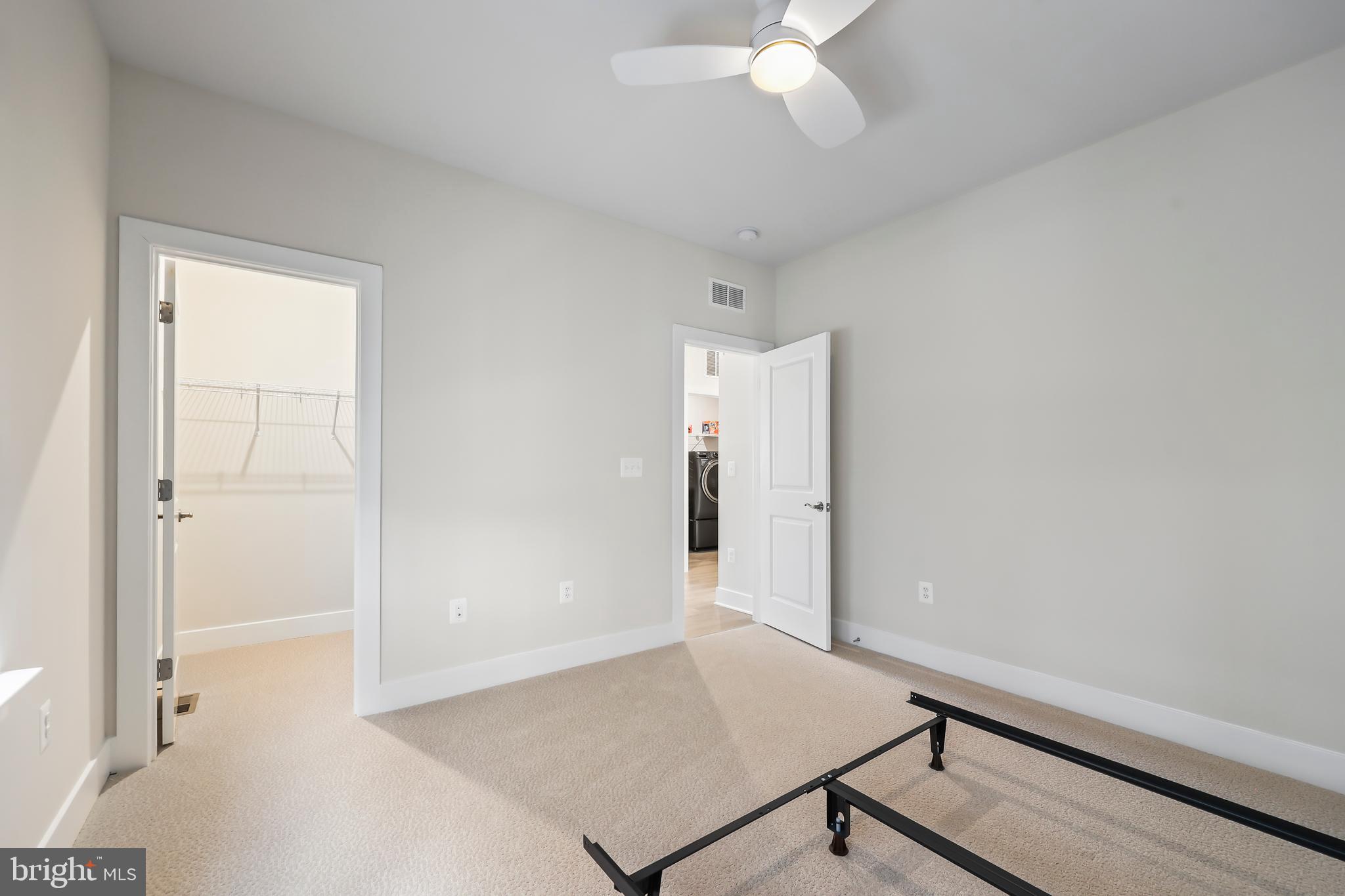 POTOMAC SHORES - Residential