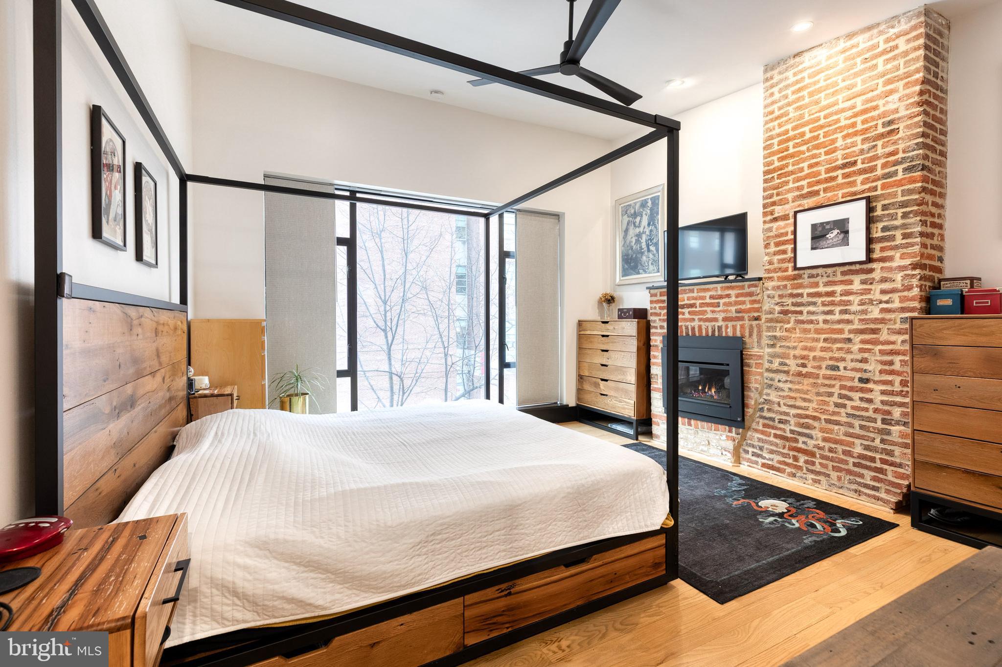 MOUNT VERNON - Commercial Sale