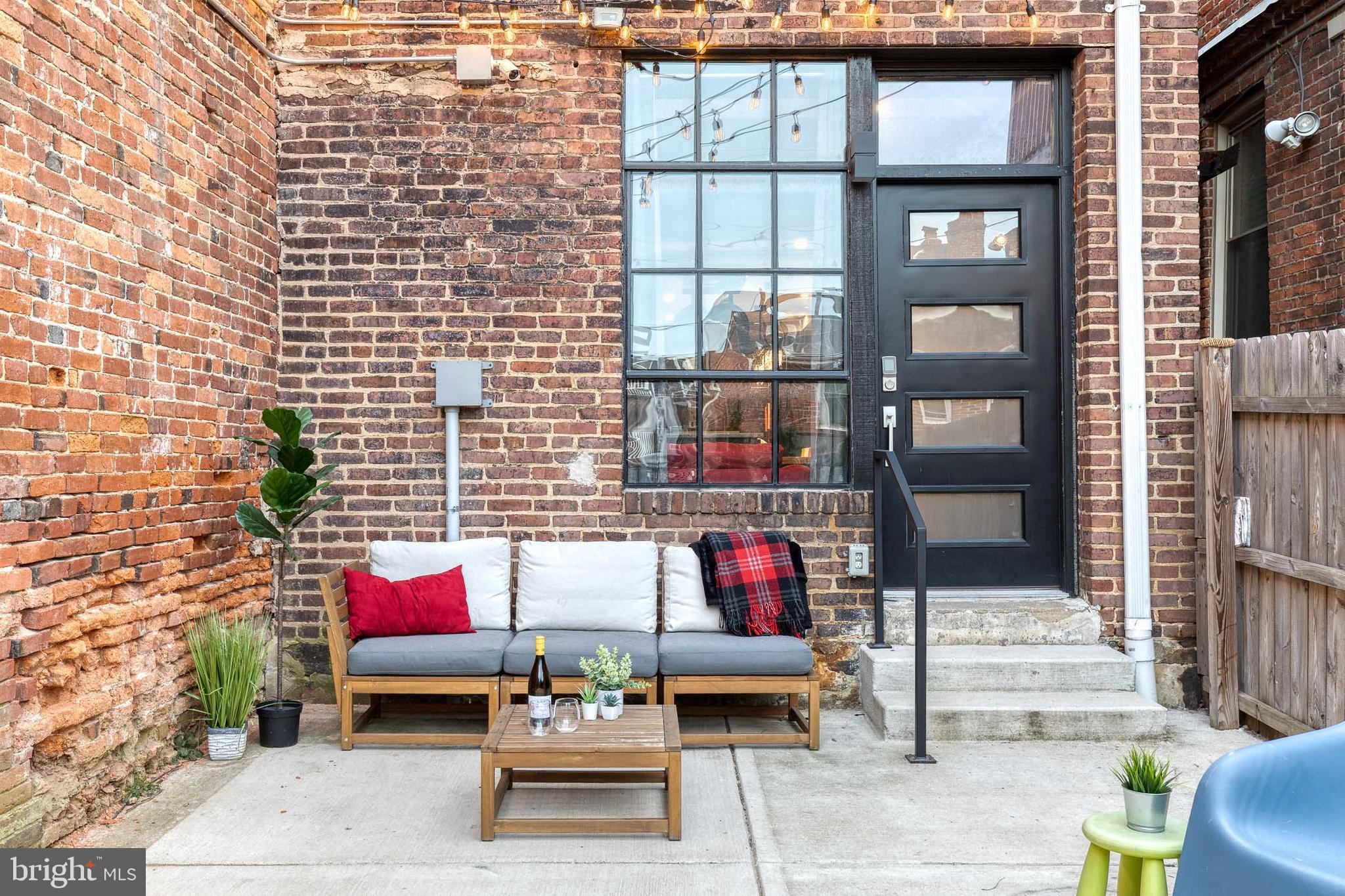 MOUNT VERNON - Commercial Sale