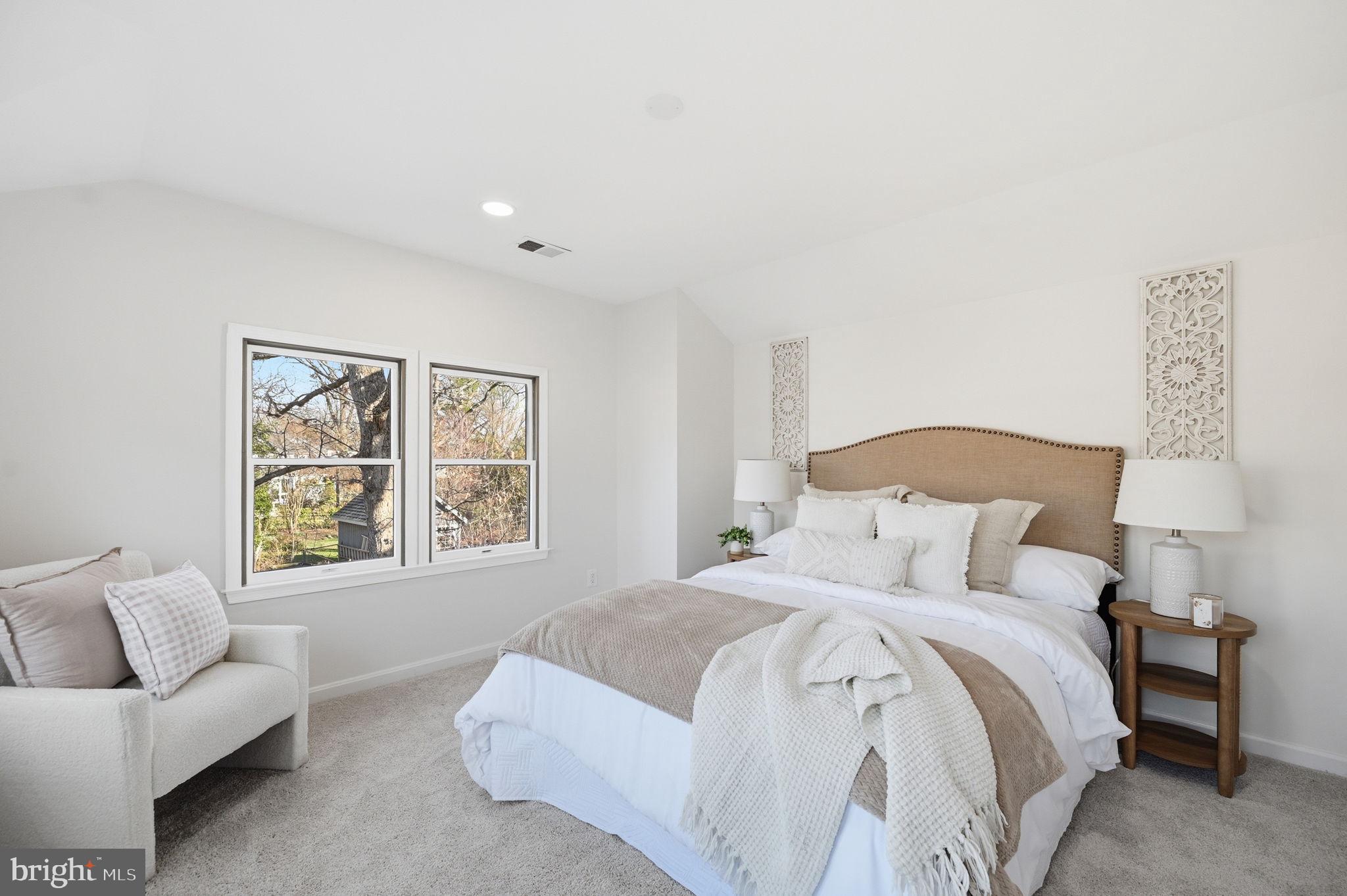 BRADDOCK HEIGHTS - Residential