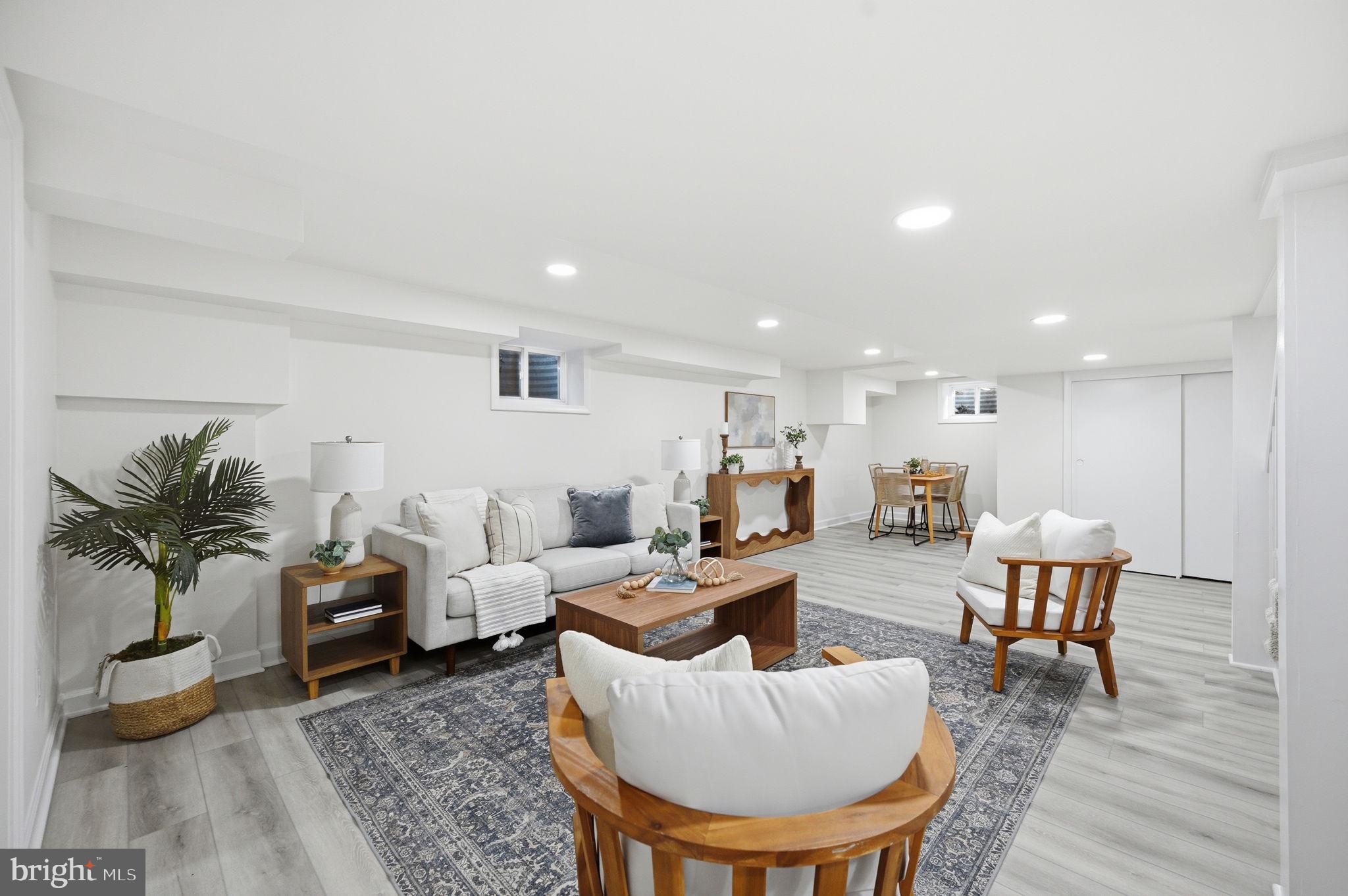 BRADDOCK HEIGHTS - Residential