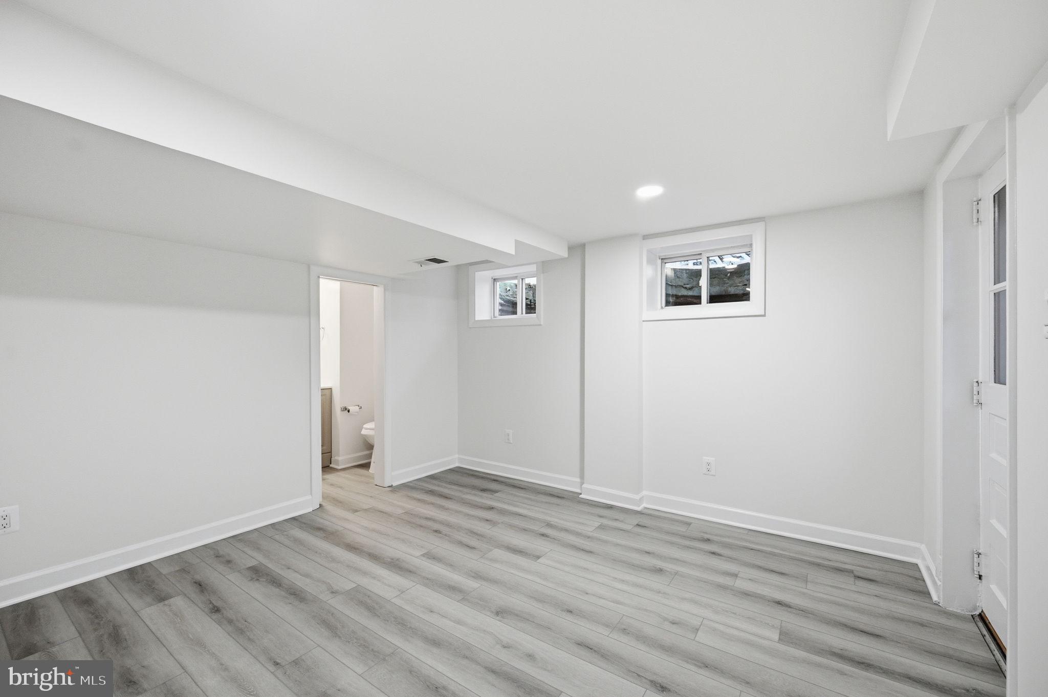 BRADDOCK HEIGHTS - Residential