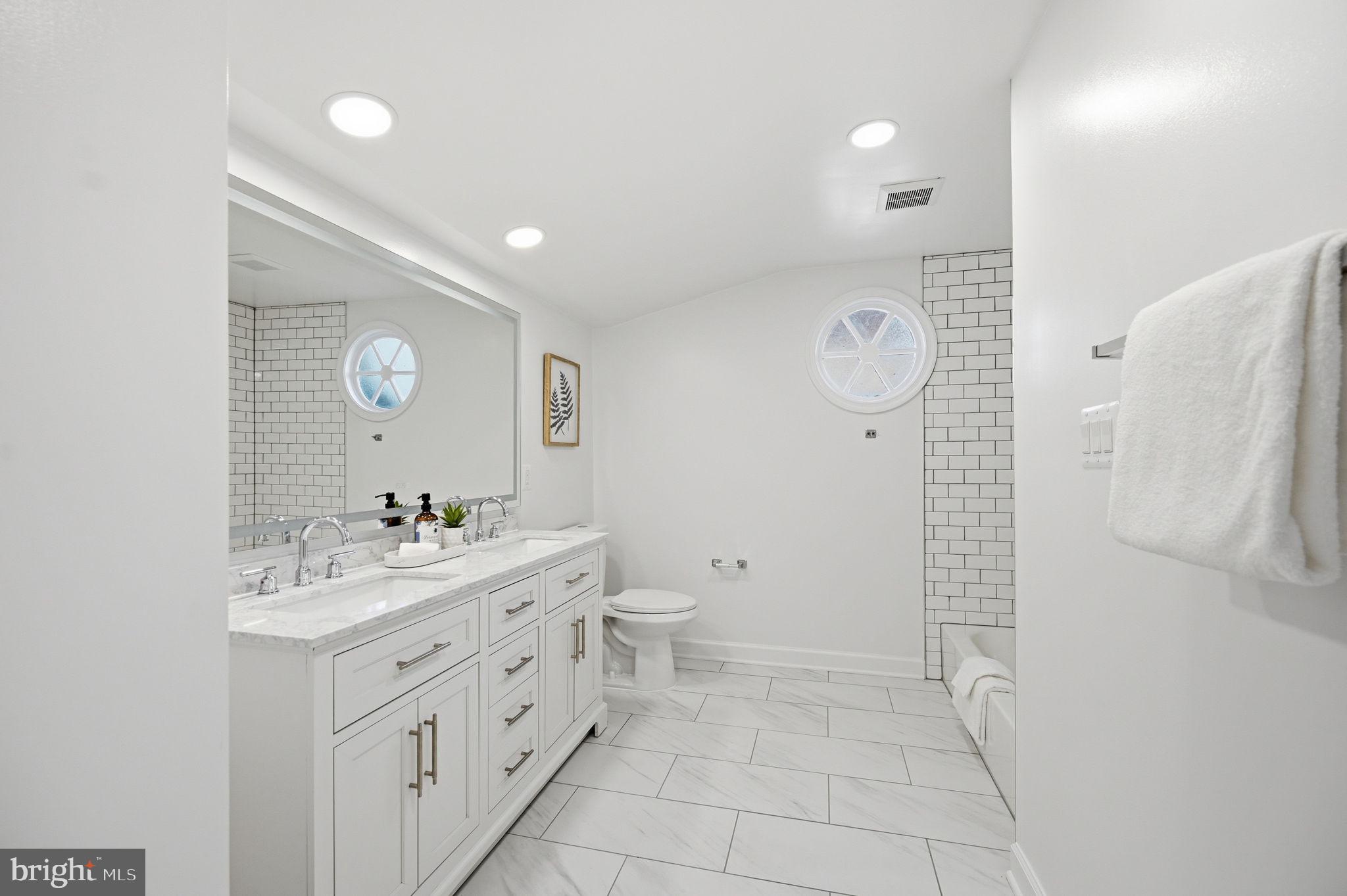 BRADDOCK HEIGHTS - Residential