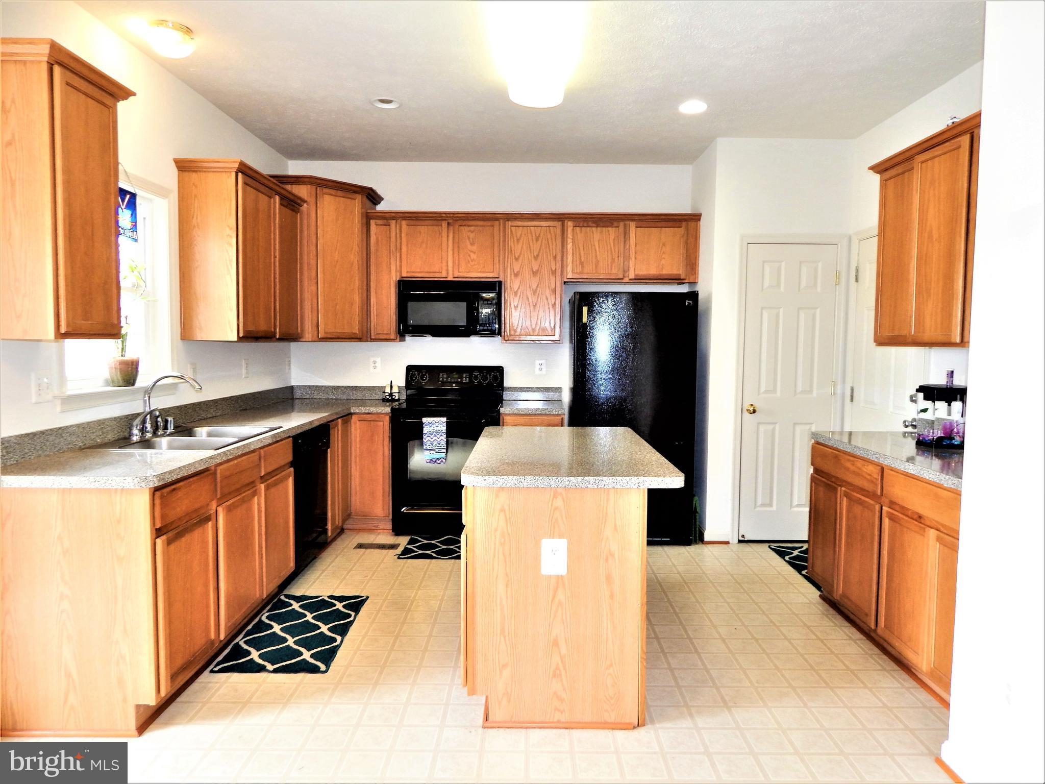 WILDERNESS SHORES - Residential