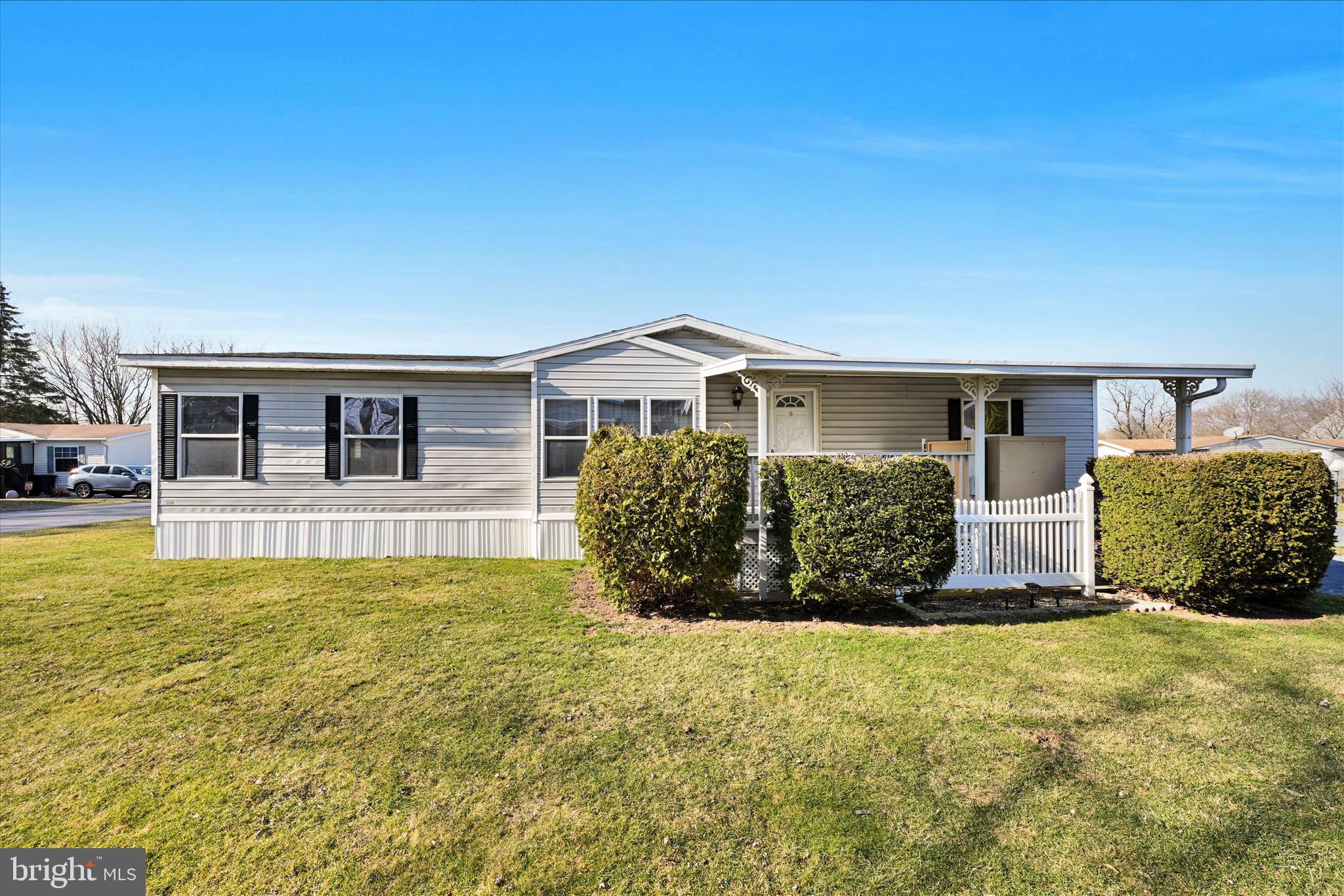 NORTHCREST ACRES MH PARK - Residential