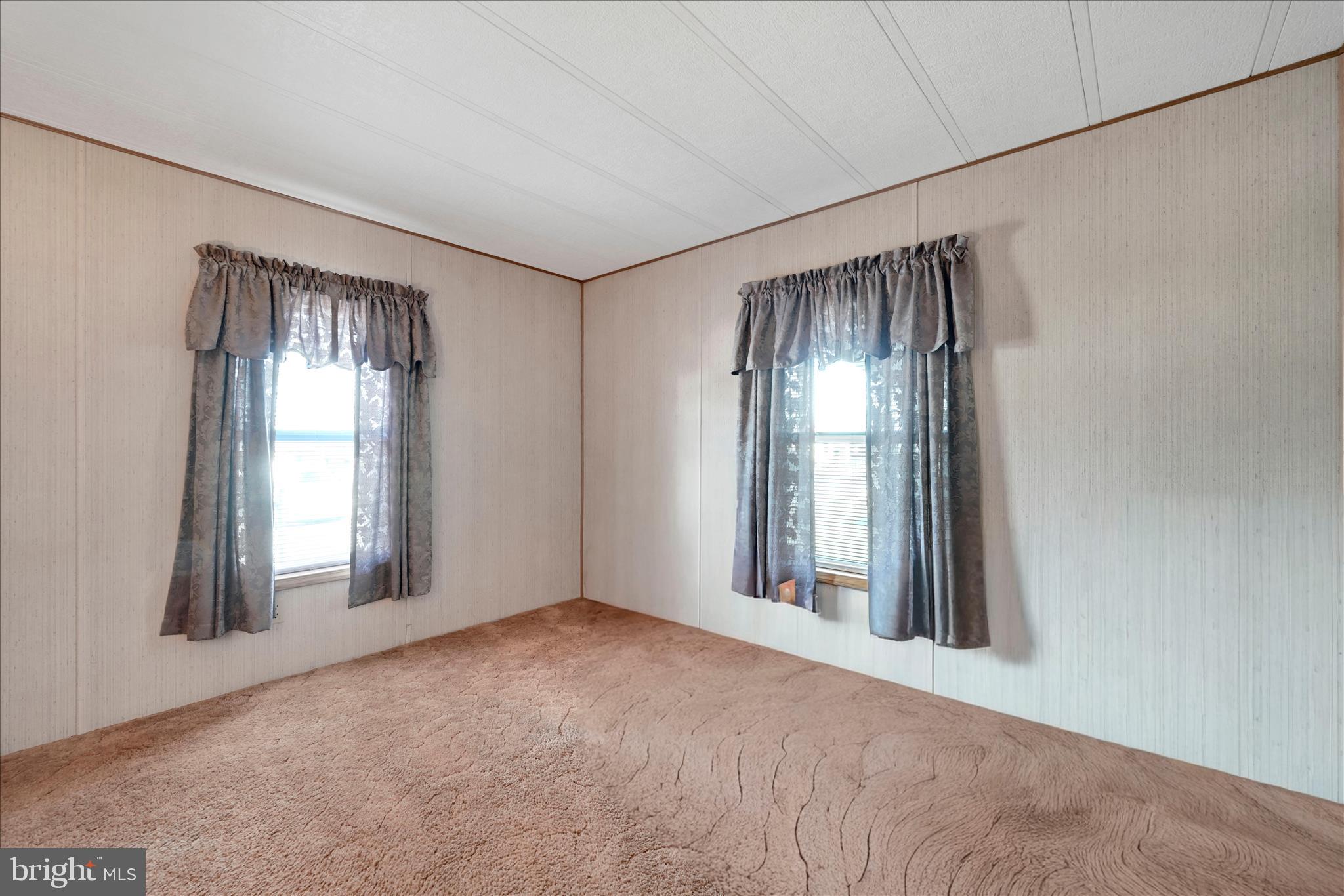 NORTHCREST ACRES MH PARK - Residential