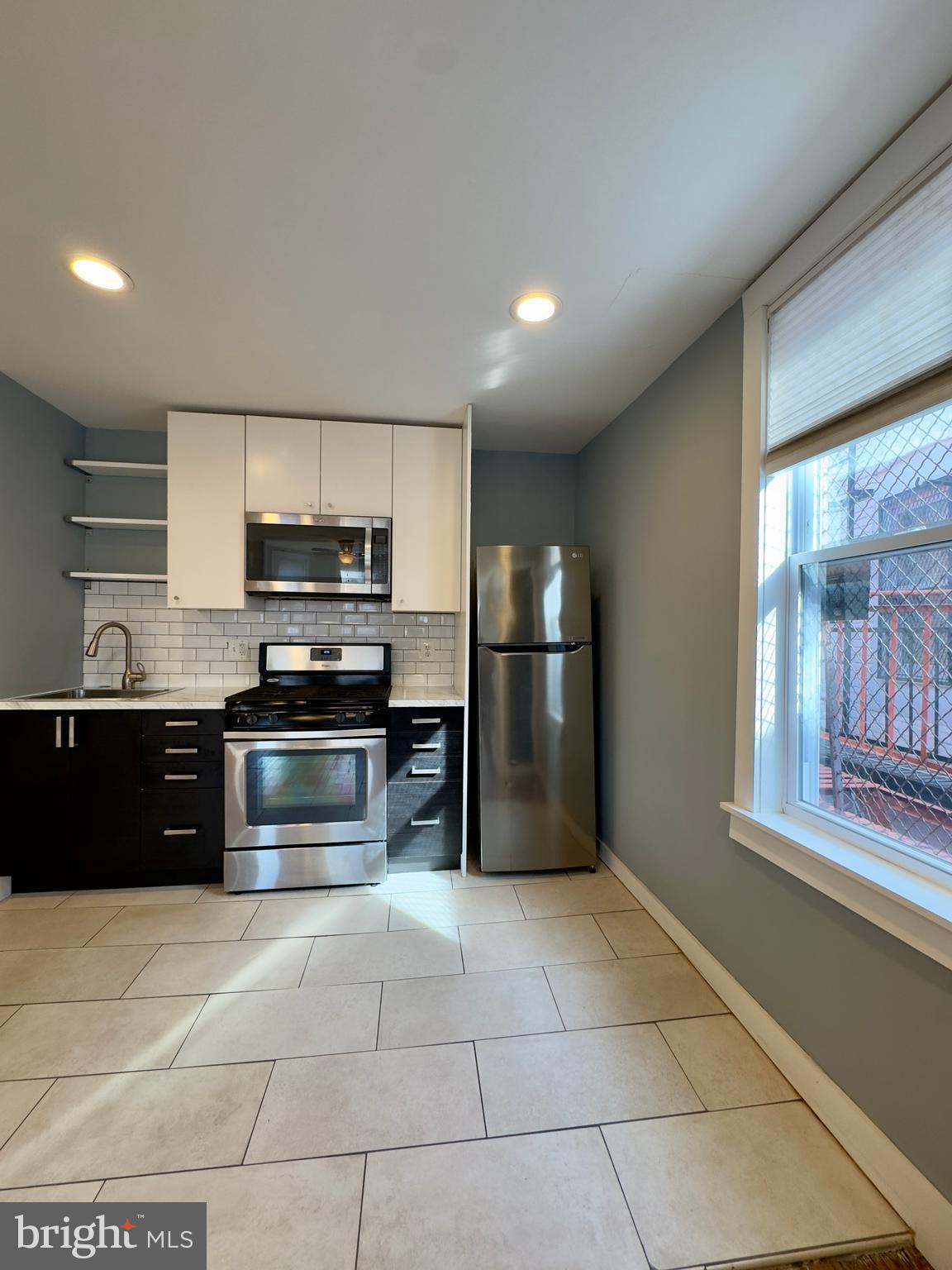 MIDTOWN EDMONDSON - Residential Lease