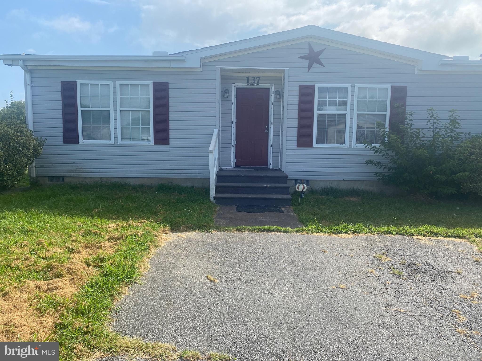 PERSIMMON PARK PL - Residential