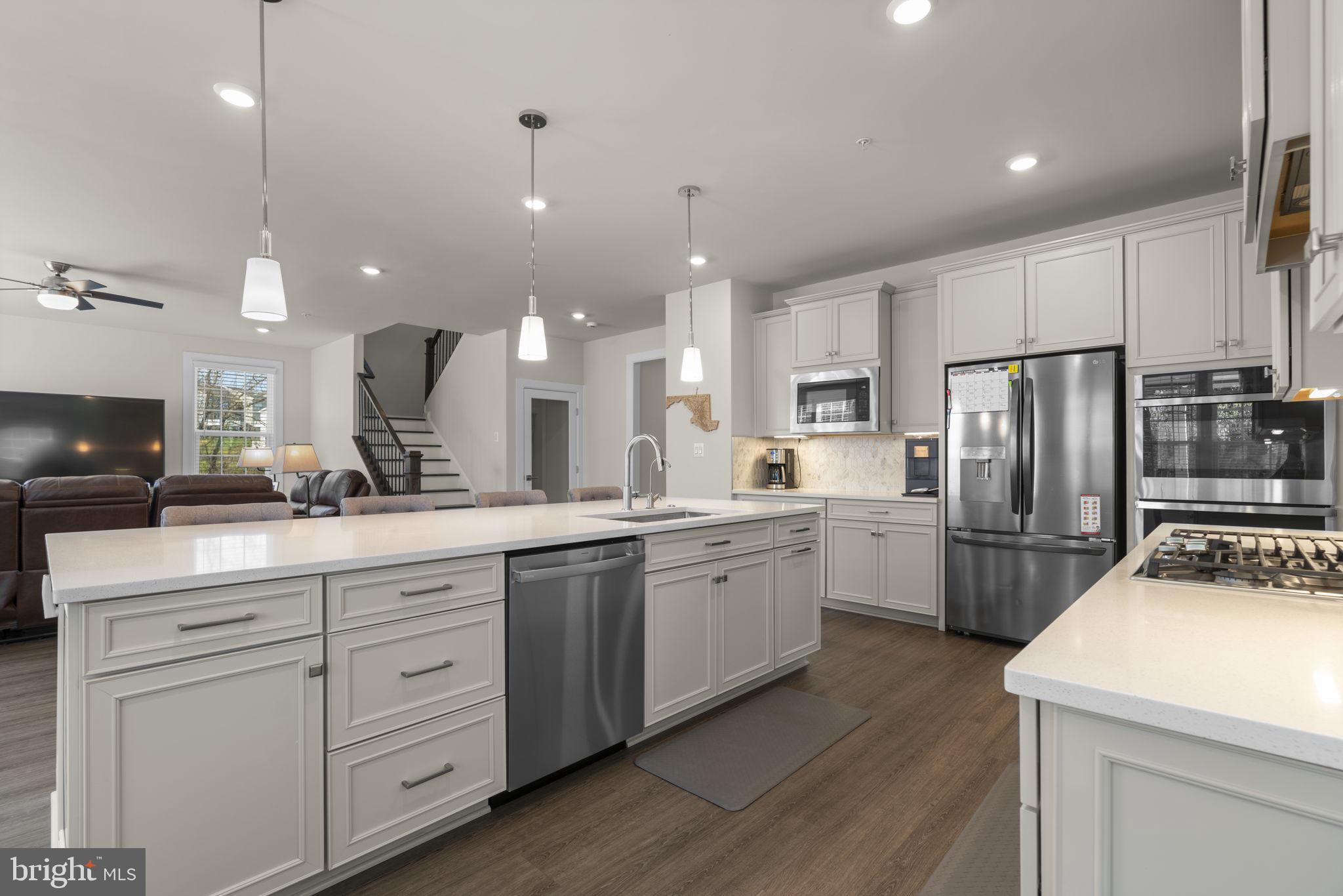 WELLINGTON - Residential