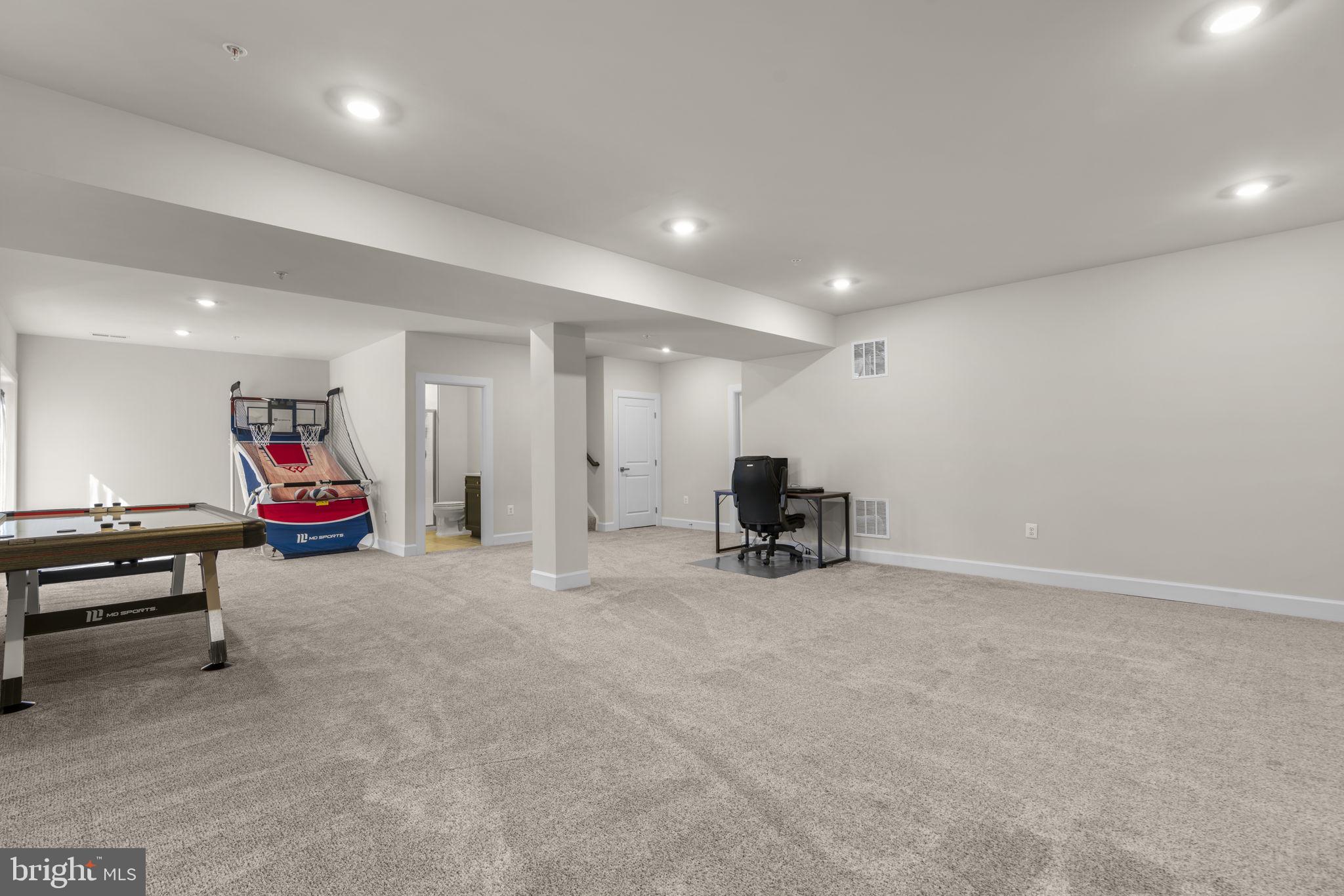 WELLINGTON - Residential