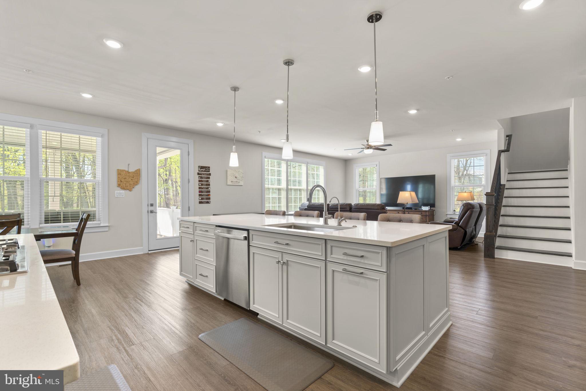 WELLINGTON - Residential