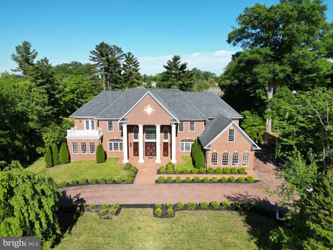 Photo of 3617 Chain Bridge Road, FAIRFAX, VA 22030 (MLS # VAFC2008364)