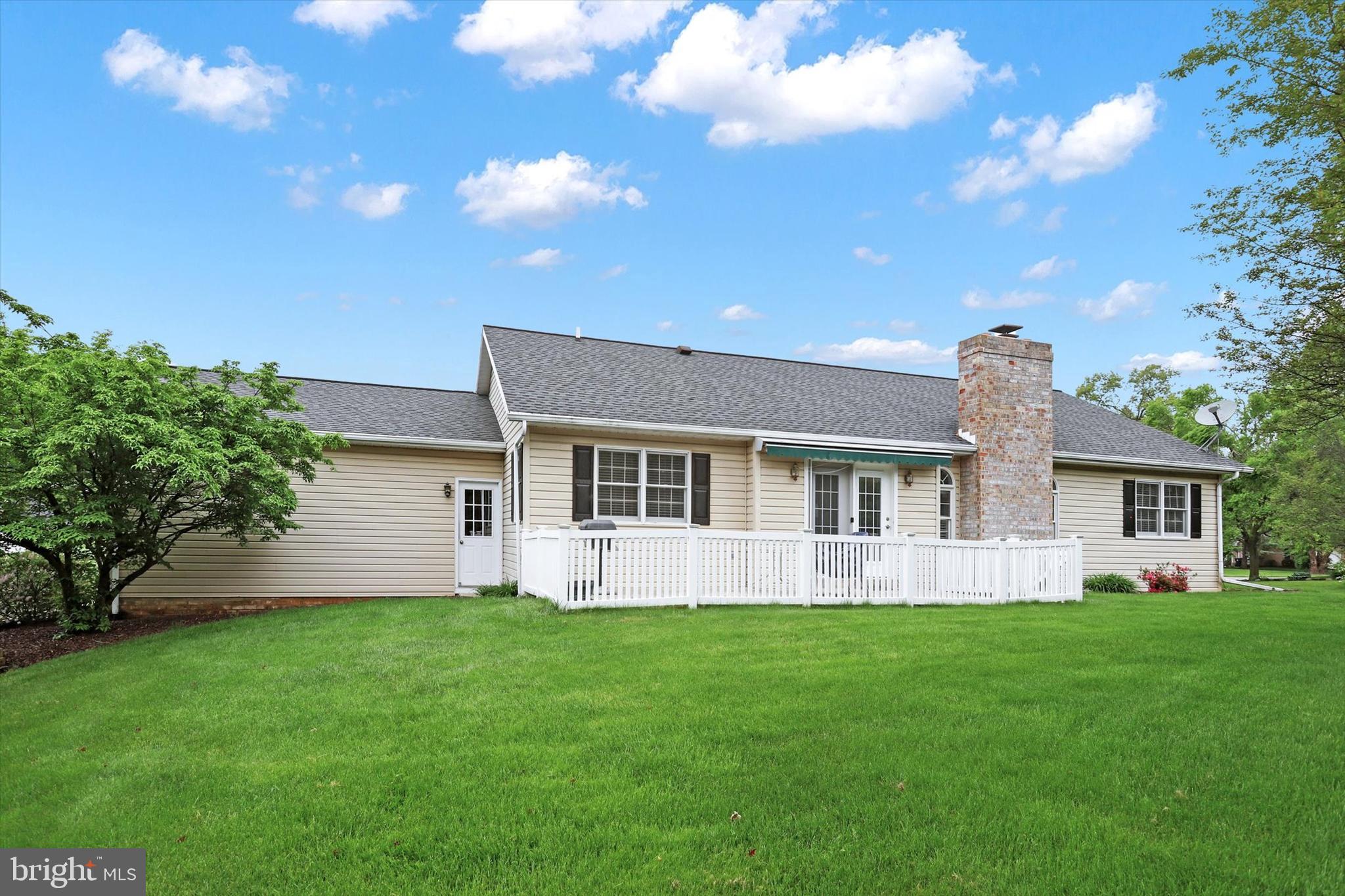 PENN NATIONAL GOLF COURSE COMMUNITY - Residential