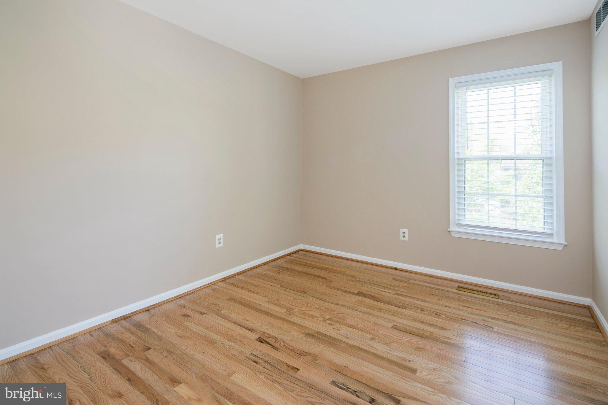 BRAMPTON HILLS - Residential