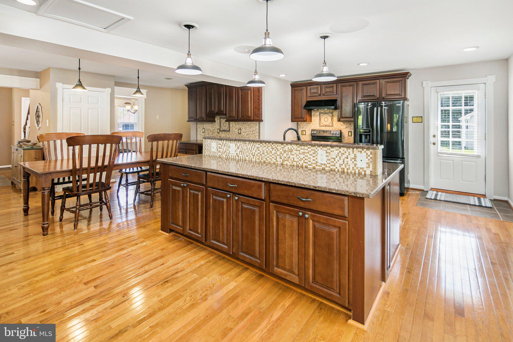 BRAMPTON HILLS - Residential