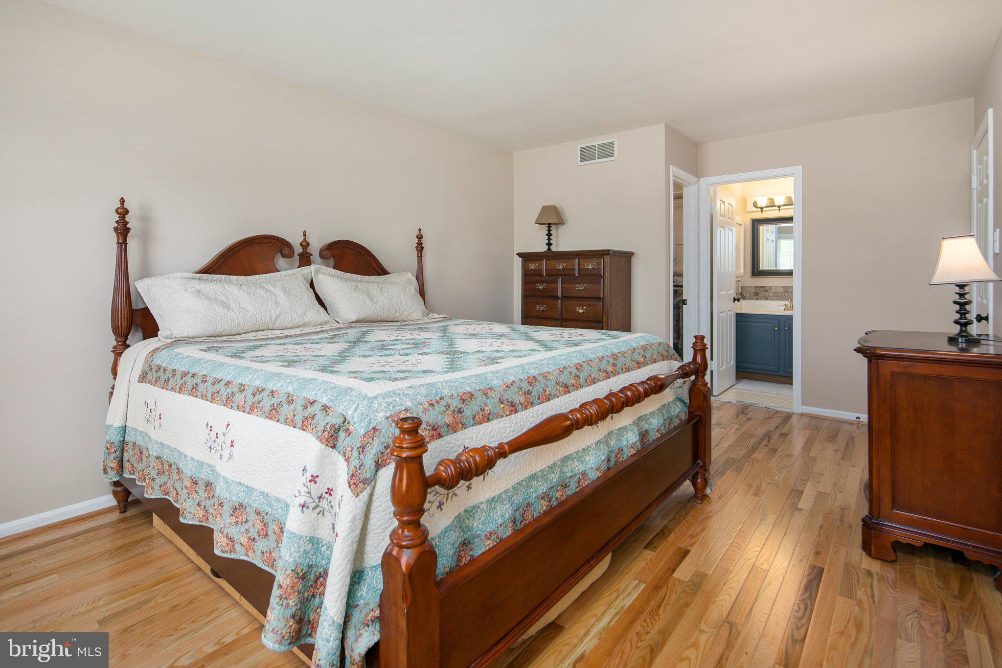 BRAMPTON HILLS - Residential