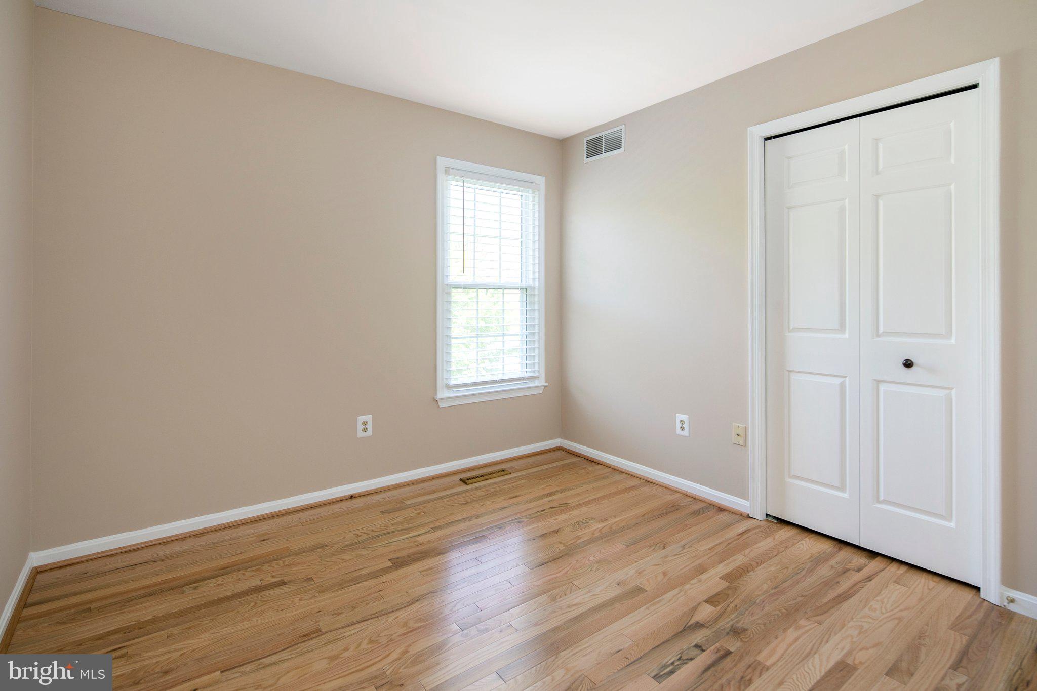 BRAMPTON HILLS - Residential