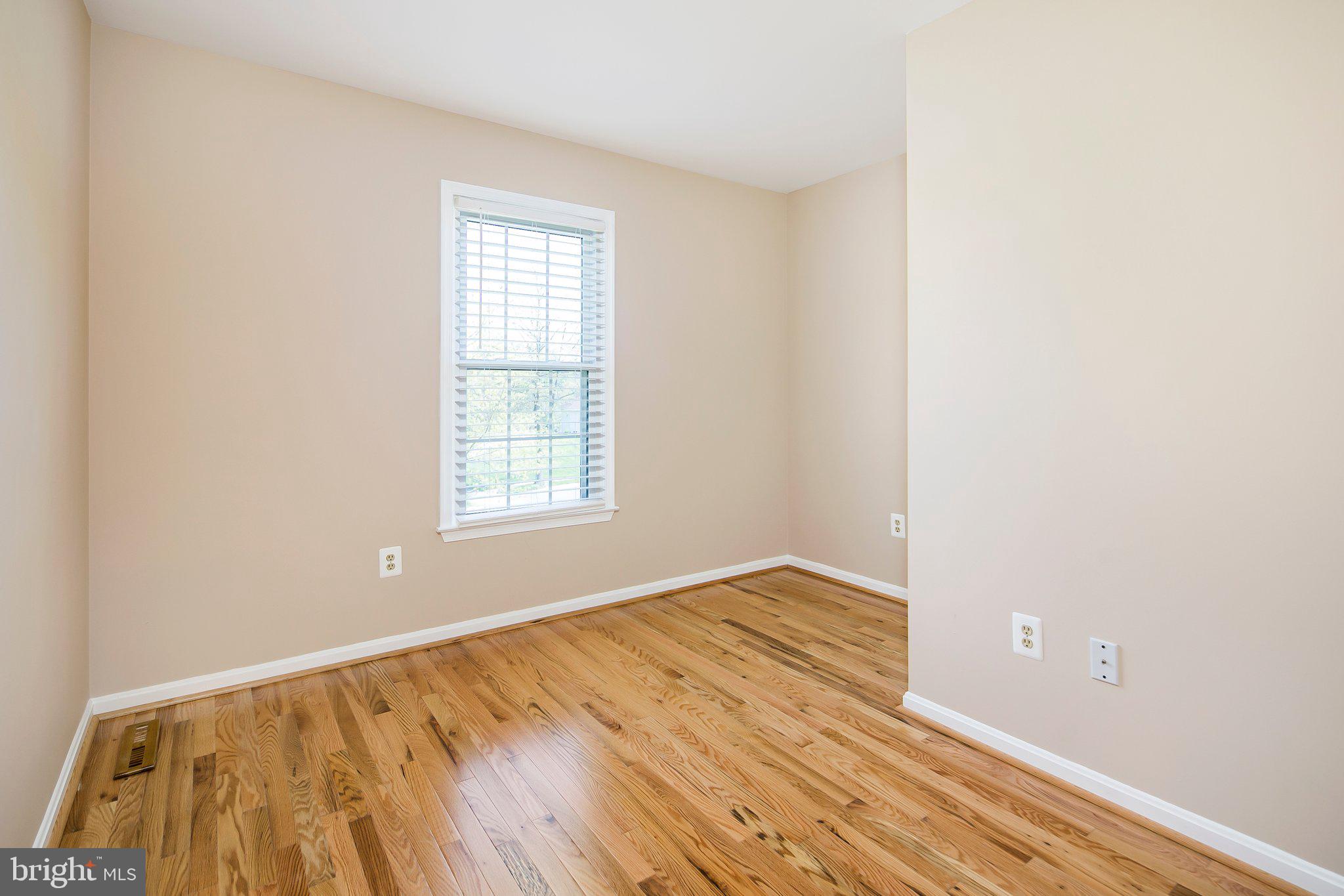 BRAMPTON HILLS - Residential