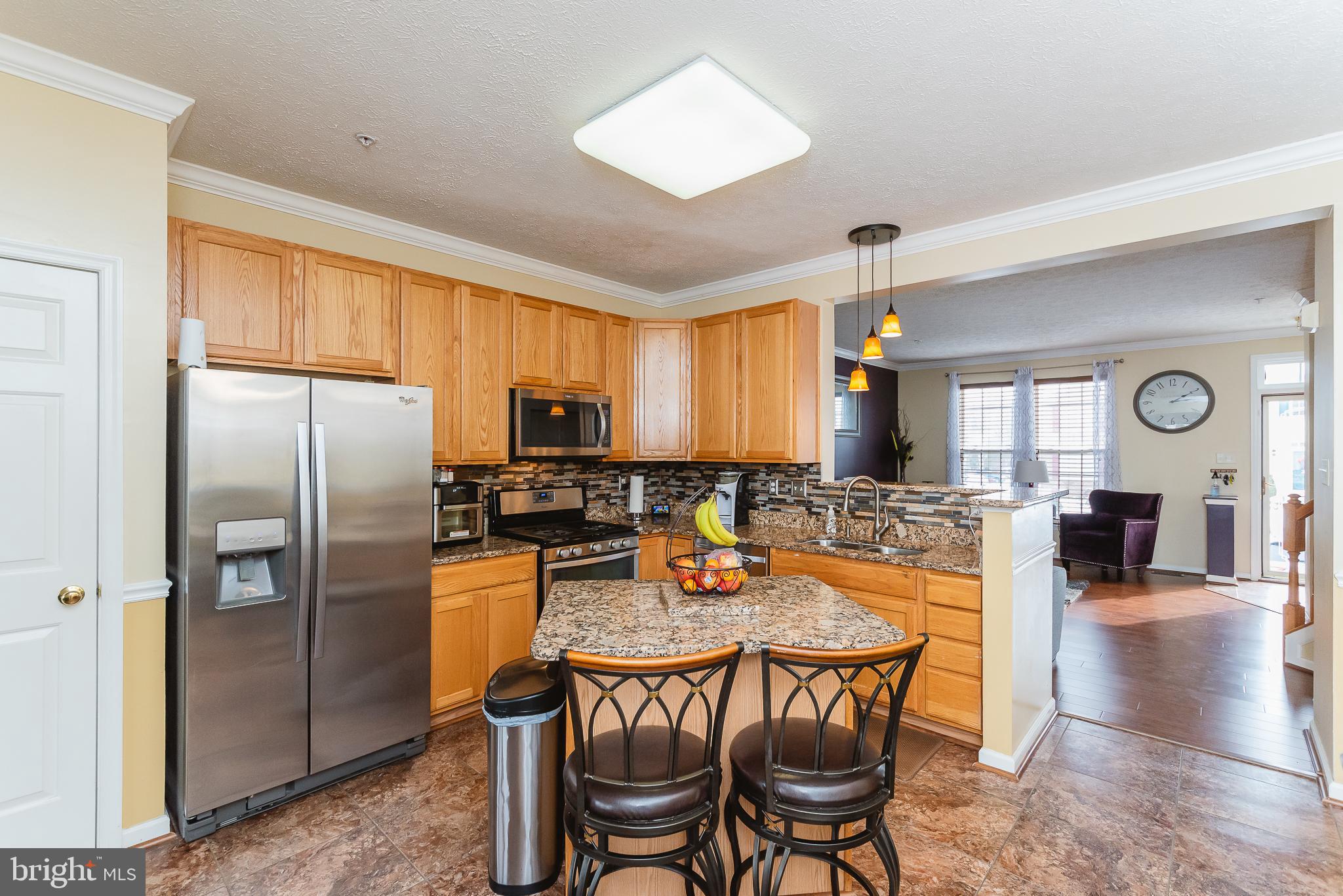 CONSTANT FRIENDSHIP - Residential